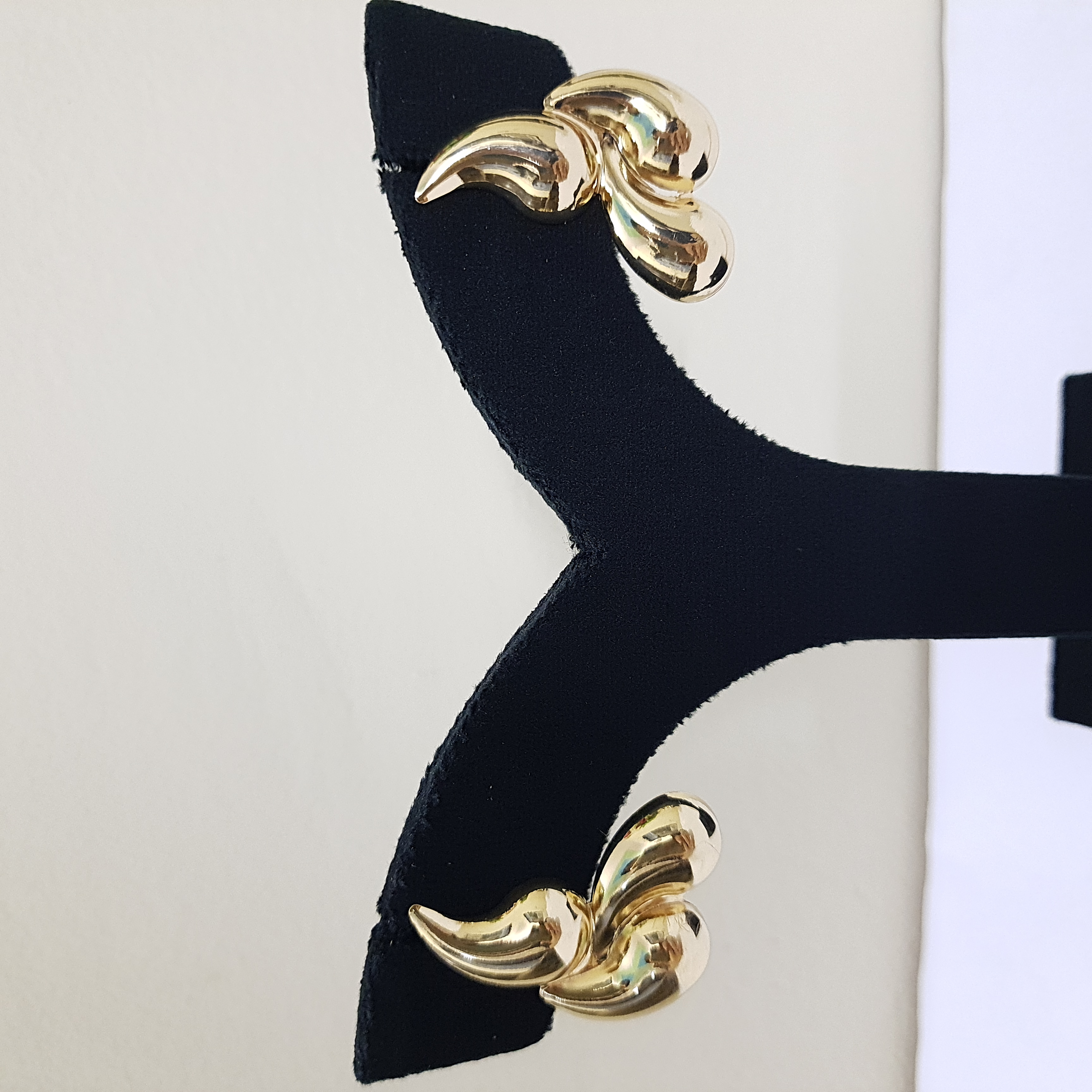 Golden Flicker Anti-Tarnish Studs | Daily Dose Collection
