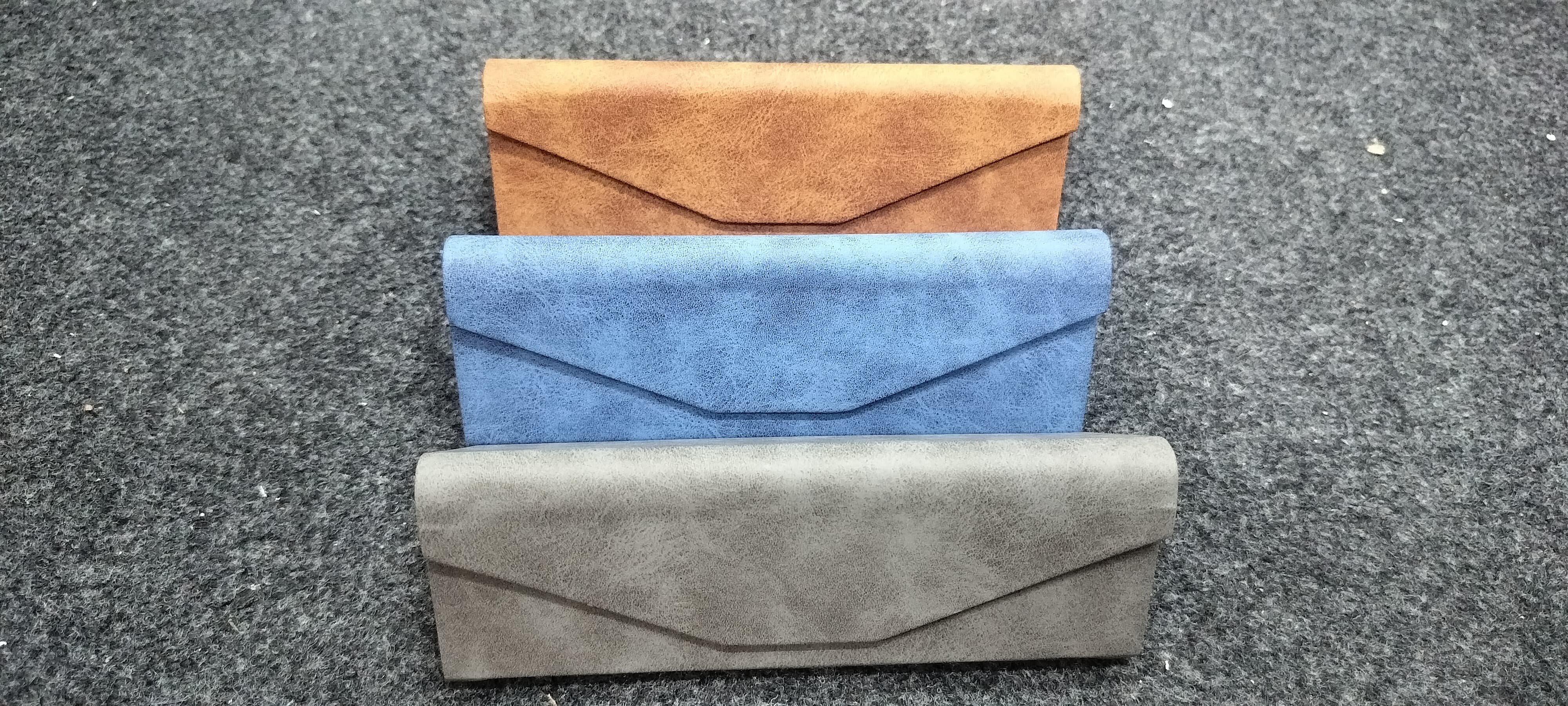 ELEGANT EYEWEAR CASE 