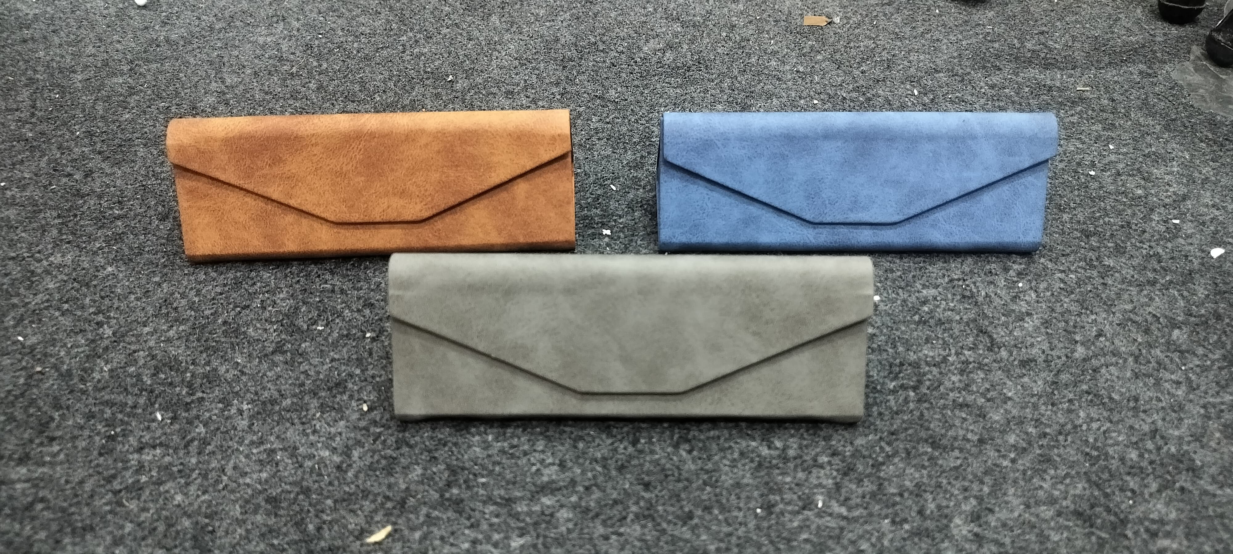 ELEGANT EYEWEAR CASE 