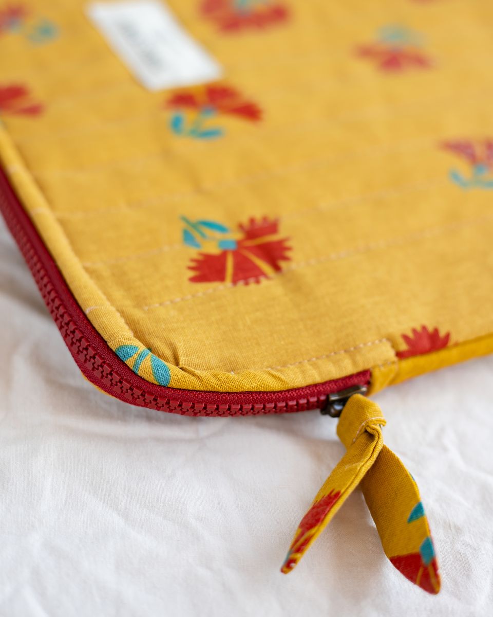 Kompiuterio Dėklas M V