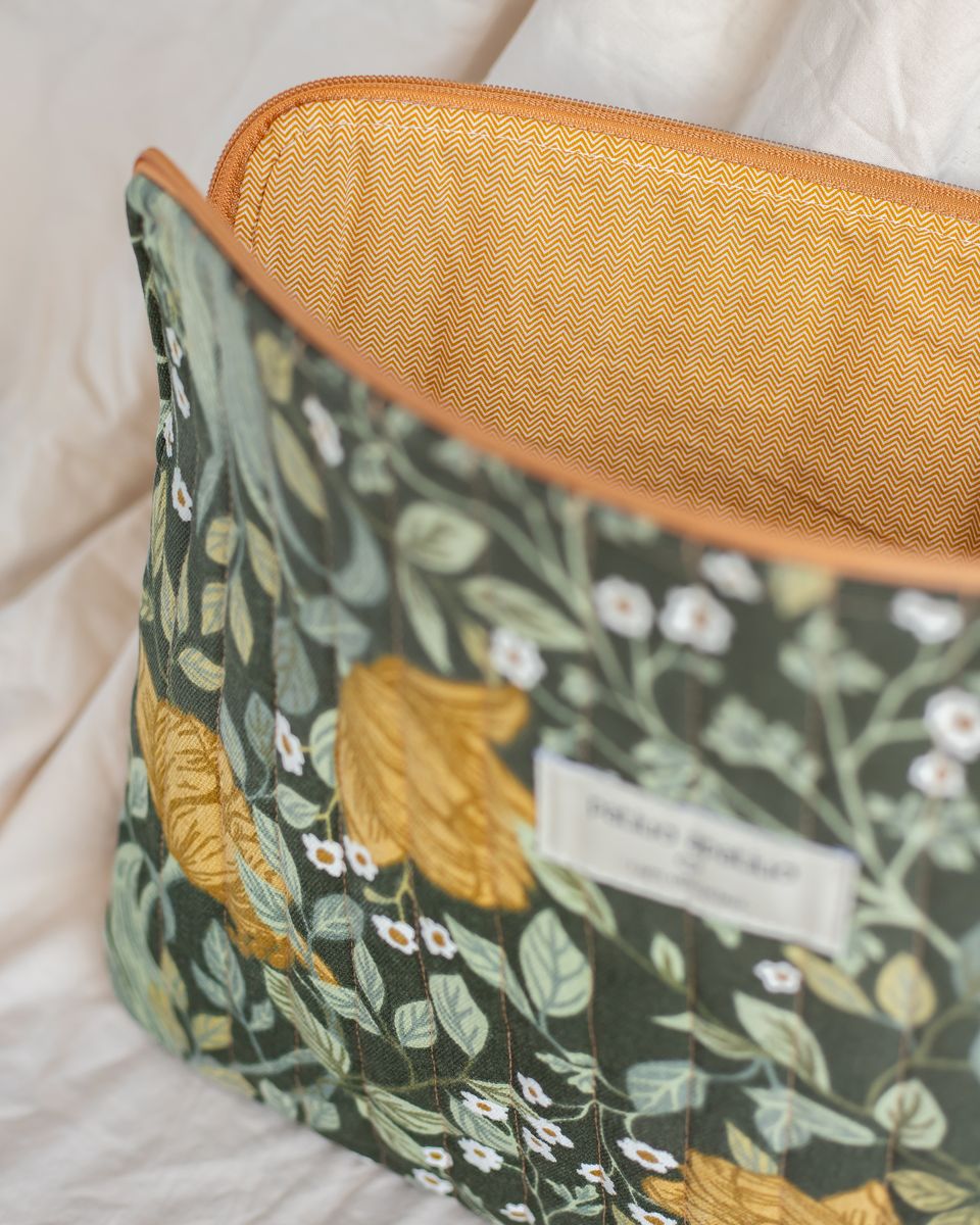 Kompiuterio Dėklas L III