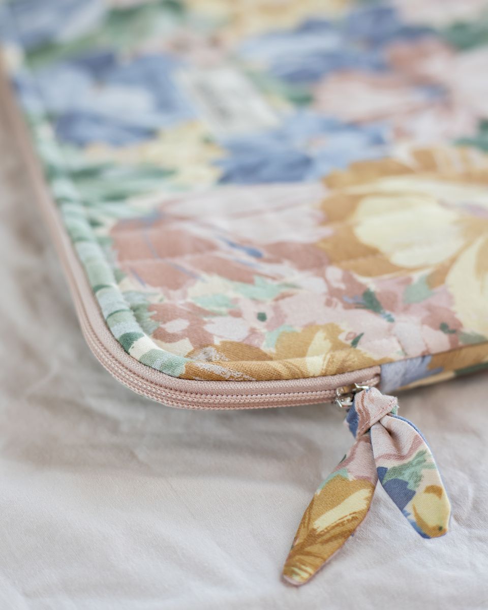 Kompiuterio Dėklas M IV