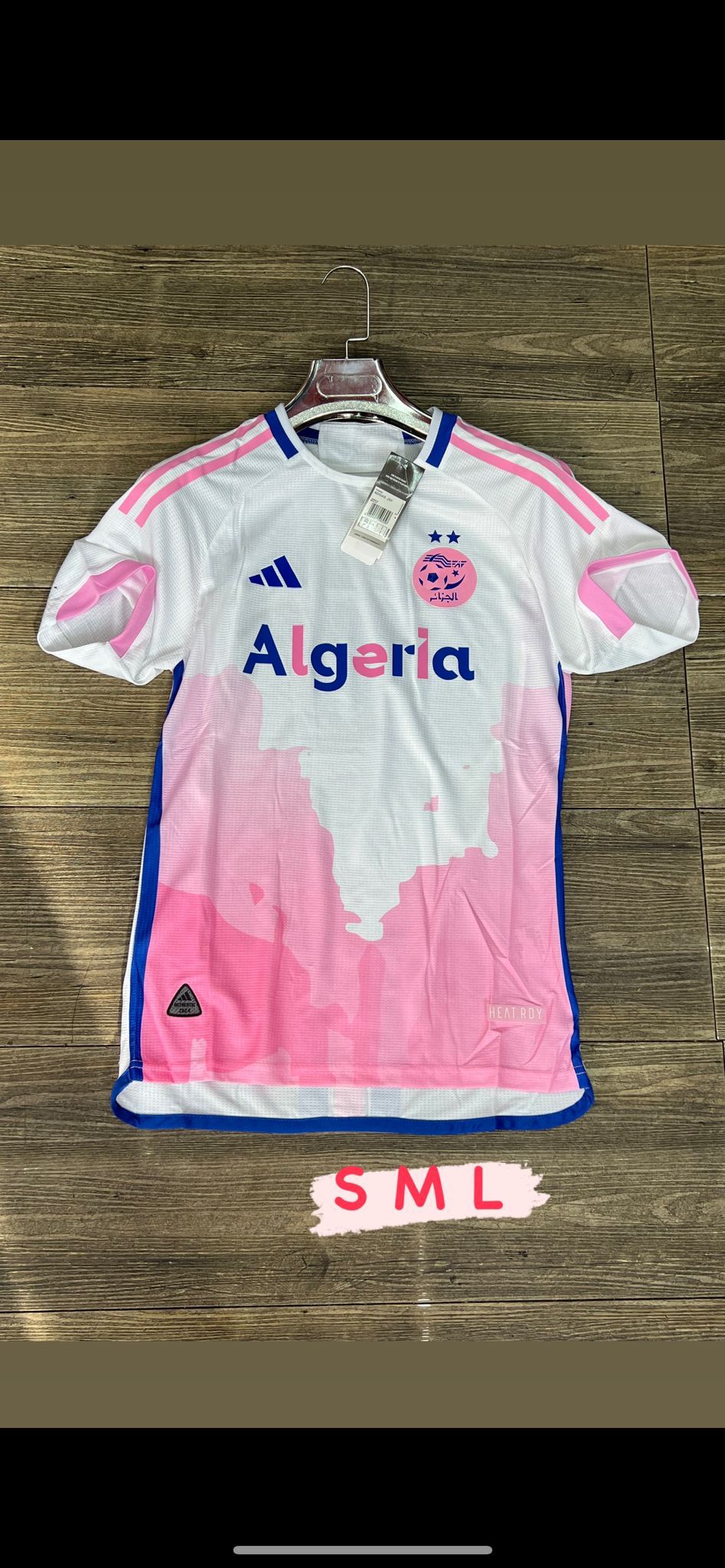 Adidas T-Shirt