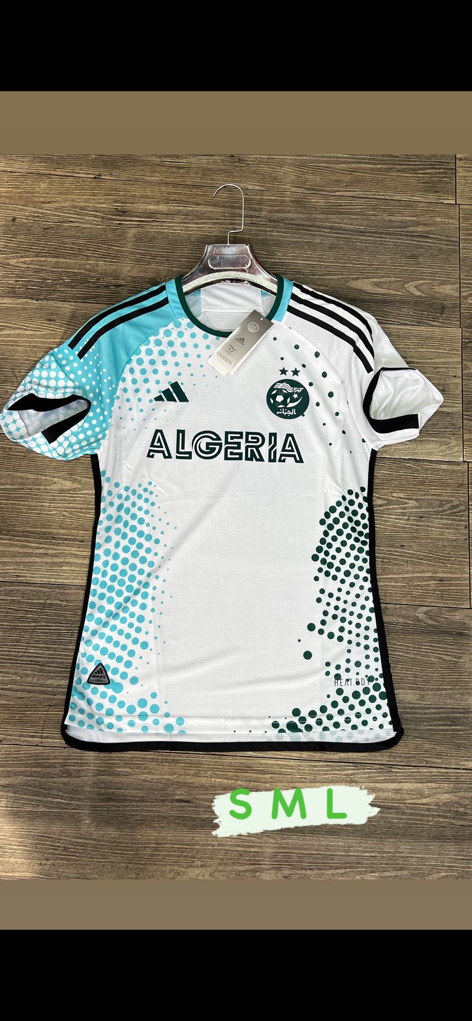 Adidas T-Shirt