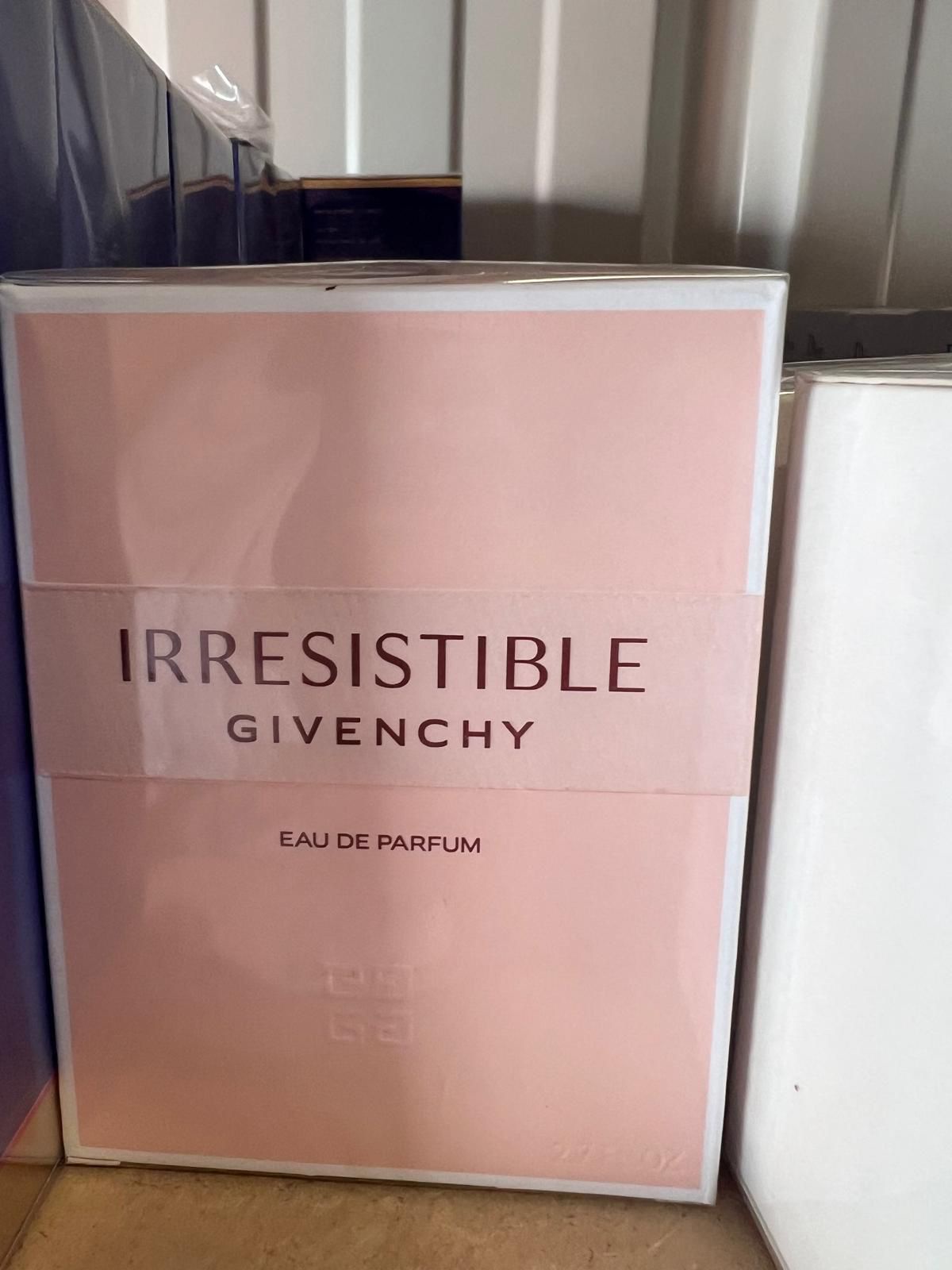 Givenchy paris Perfume