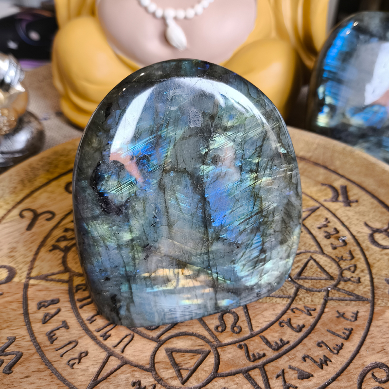 Piedra de labradorita 0.560 kg