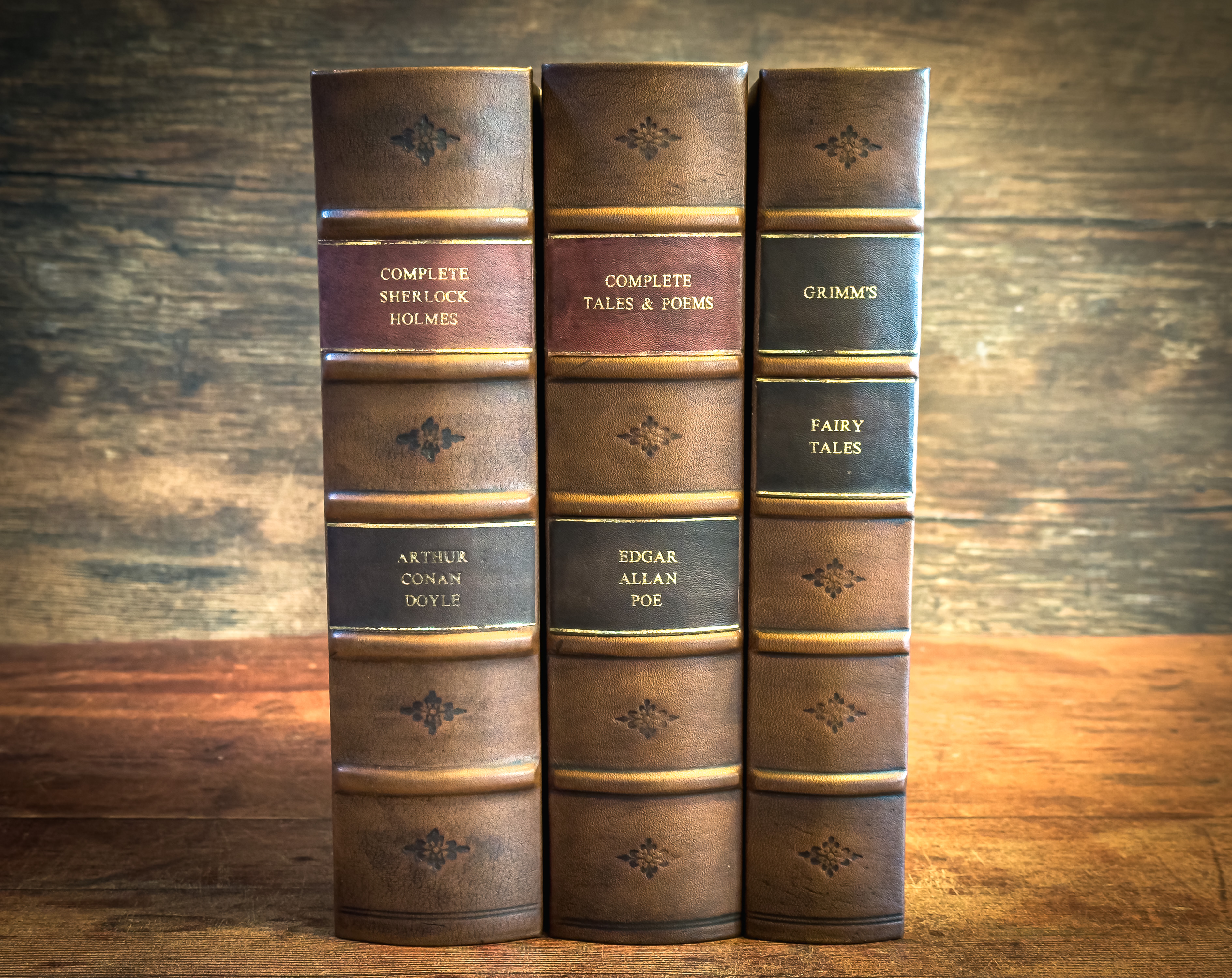 Edgar Allan Poe - Complete Tales and Poems - Antique Series - Leather Bound