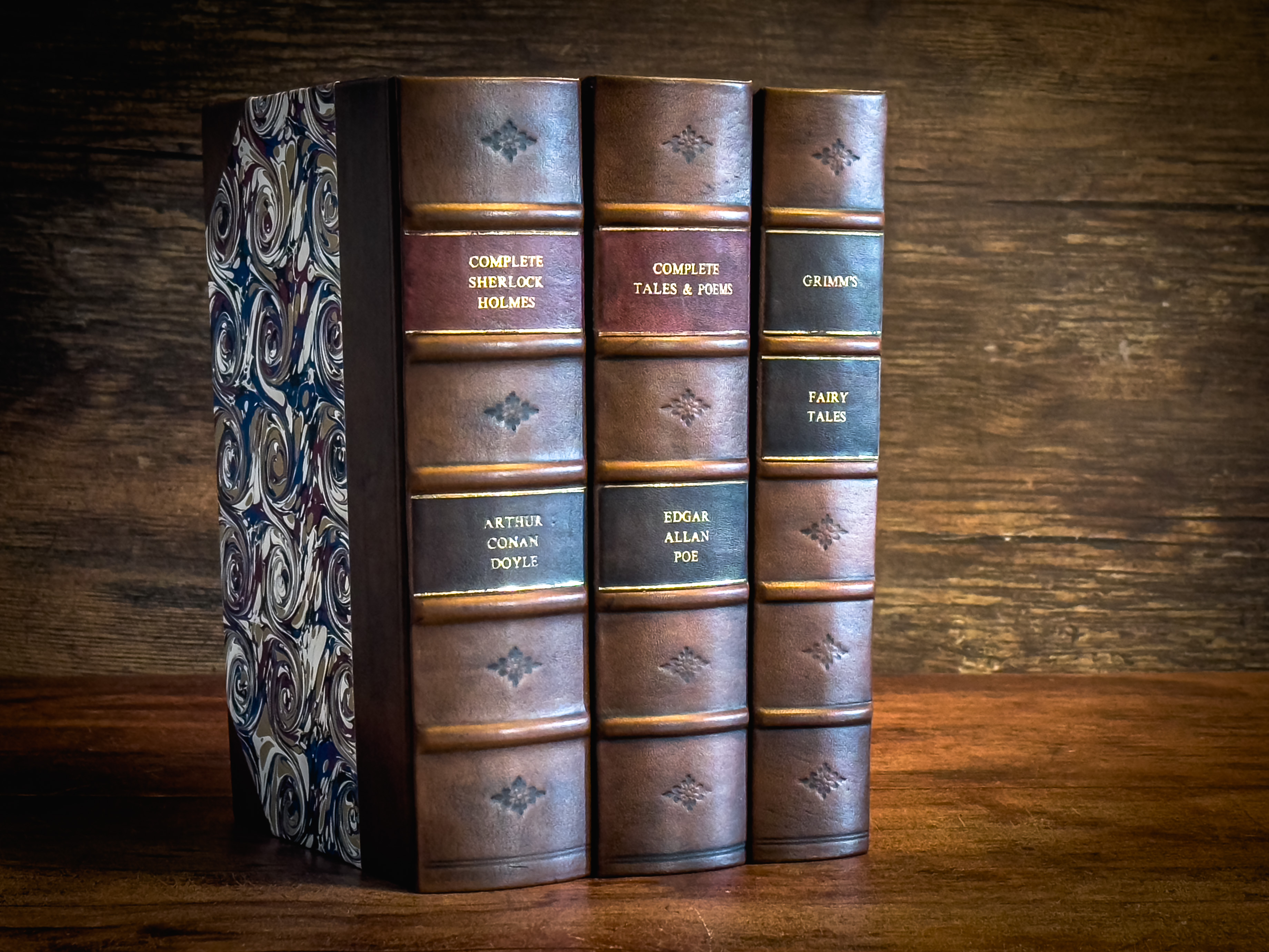 Edgar Allan Poe - Complete Tales and Poems - Antique Series - Leather Bound