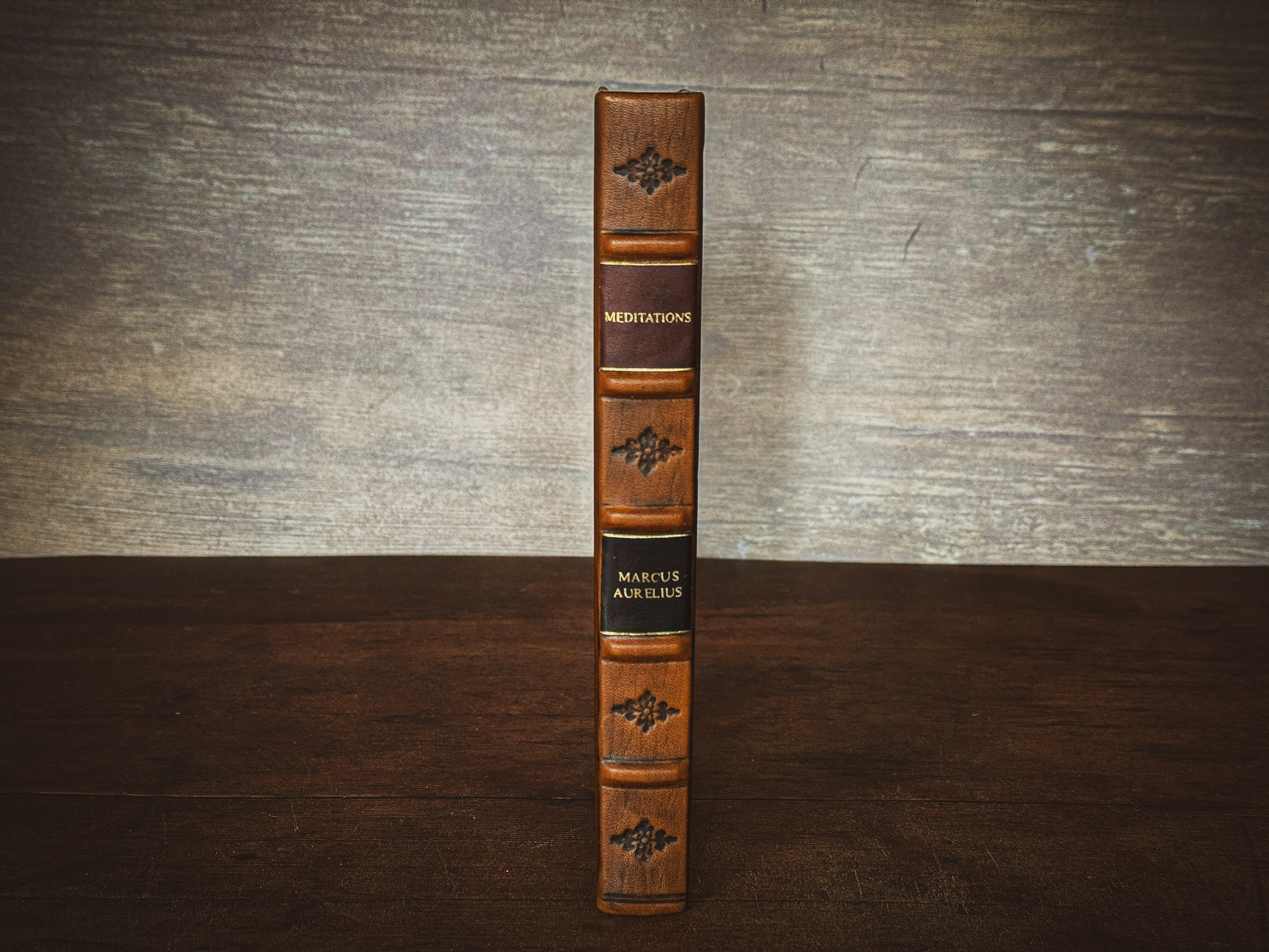 Meditations - Marcus Aurelius  - Antique Series - Leather Bound - Full Leather