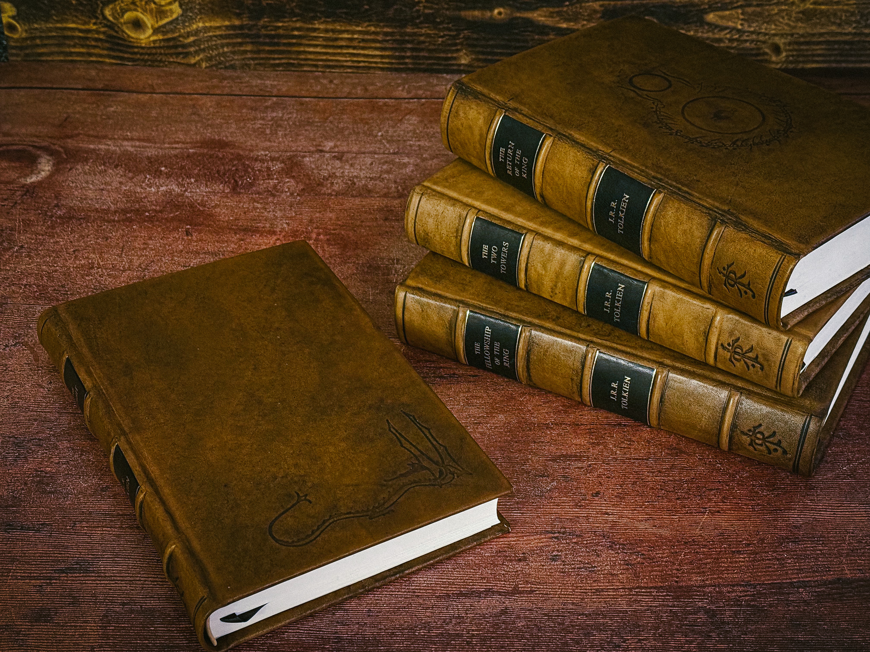 Lord of the Rings and The Hobbit Set - J.R.R. Tolkien - Leatherbound - Antiqued Leather - Made in the UK