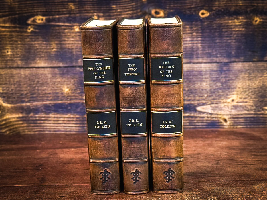 Leather Bound Lord of the Rings Sets - Handcrafted Antique Edition, 3 or 4 vol set - Made in the UK.