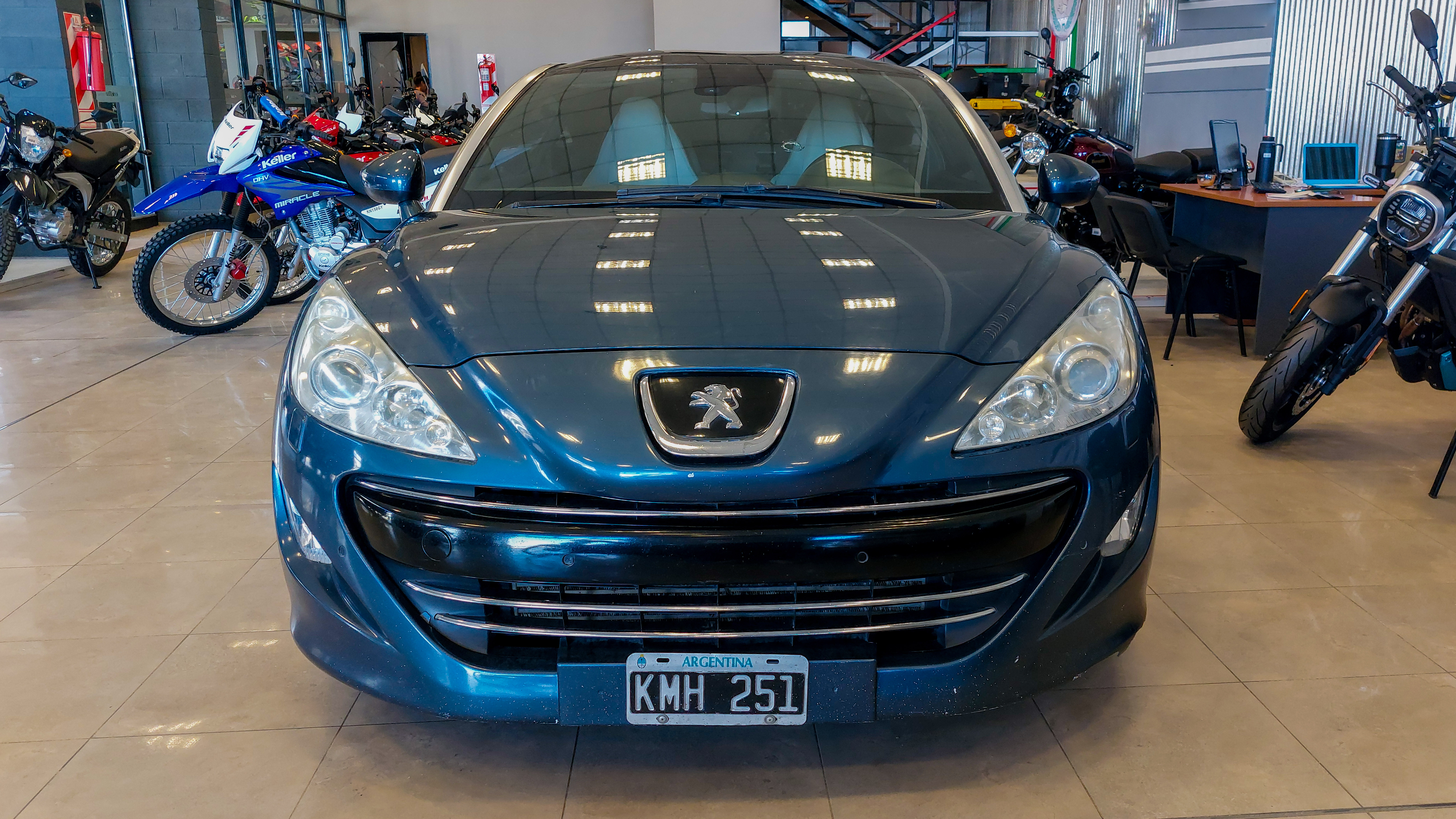 RCZ 1.6 THP 200CV AÑO 2011