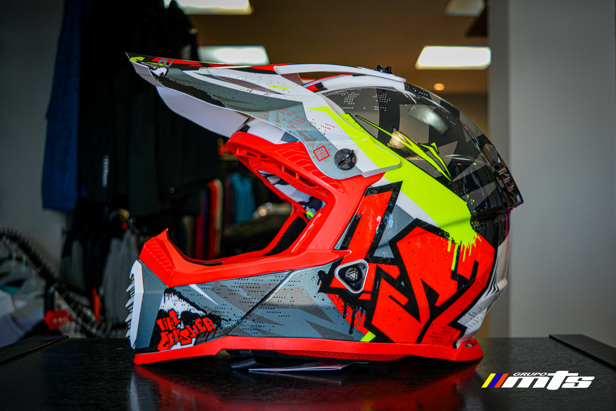 Casco MX437 FAST EVO CRUSHER