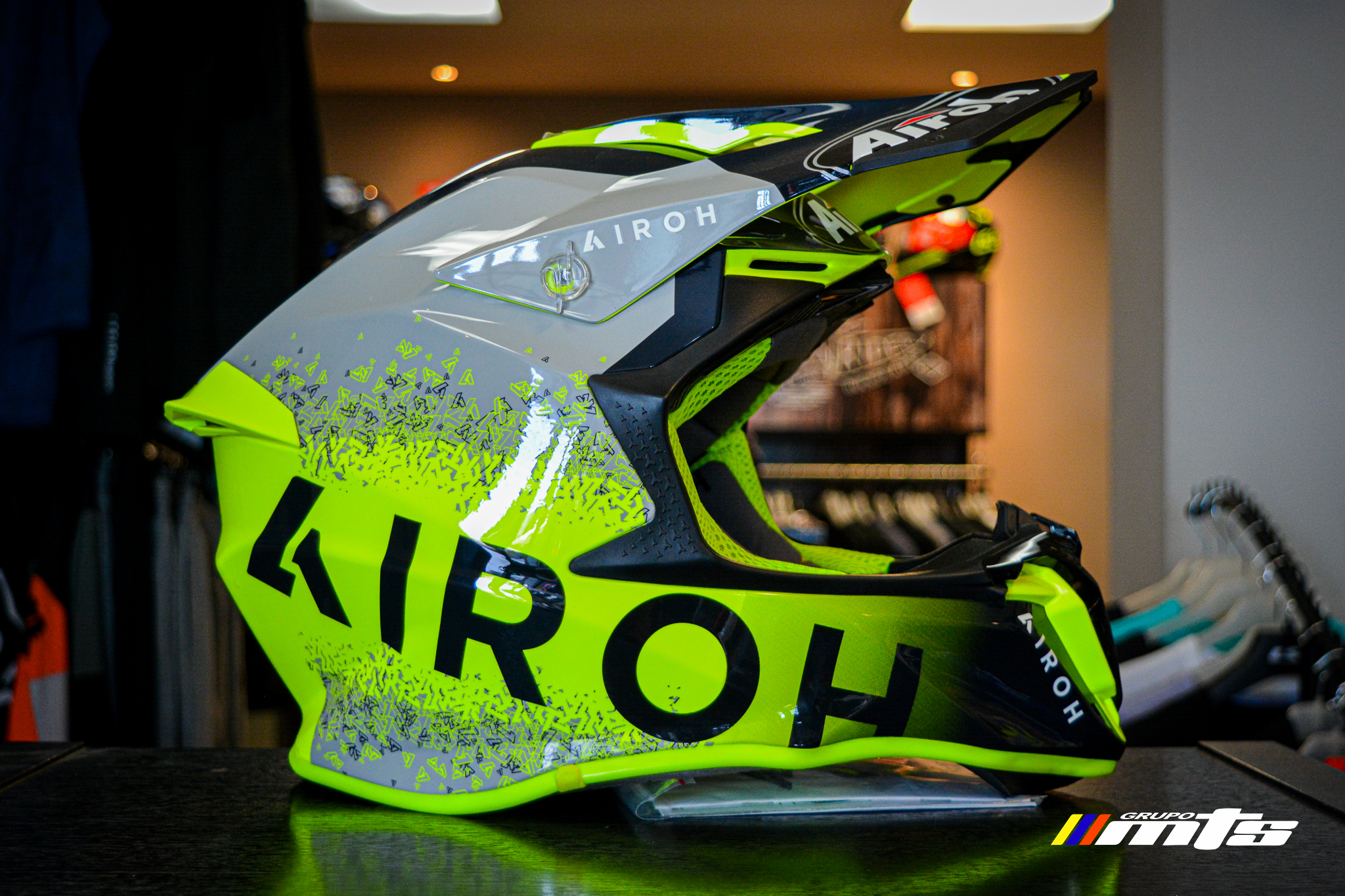 Casco CROSS TWIST 2.0