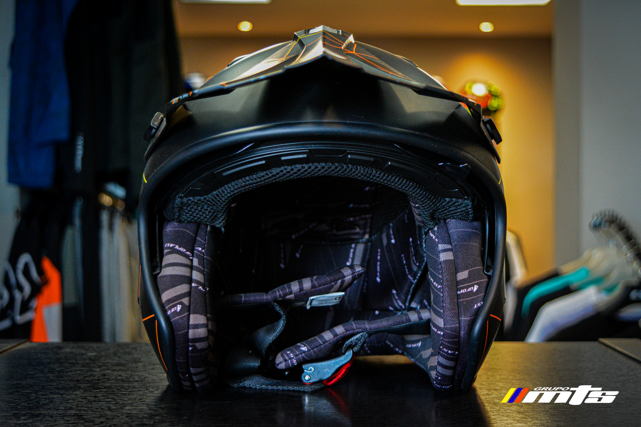 Casco abierto - sheratan