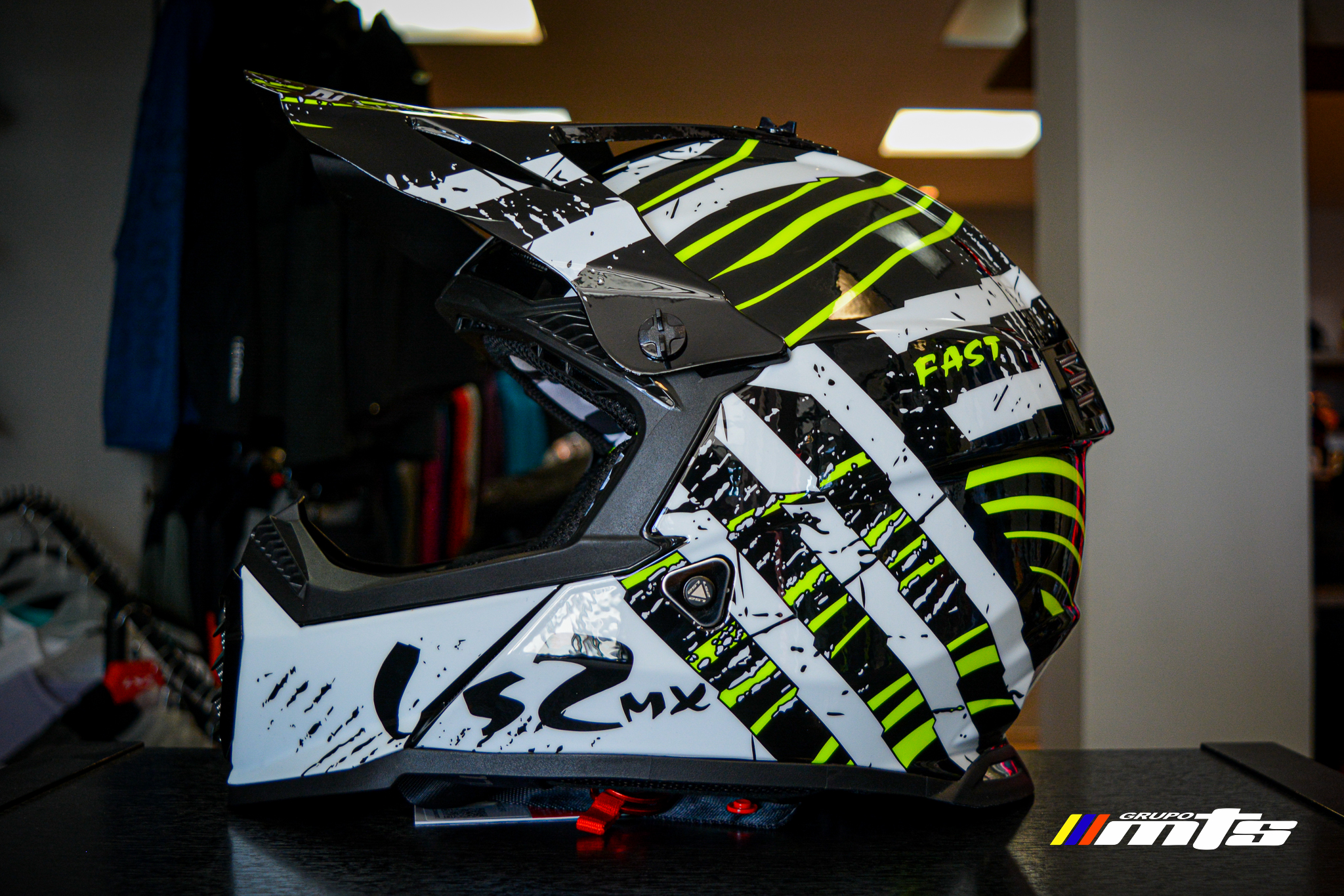 Casco MX437 FAST EVO VERVE
