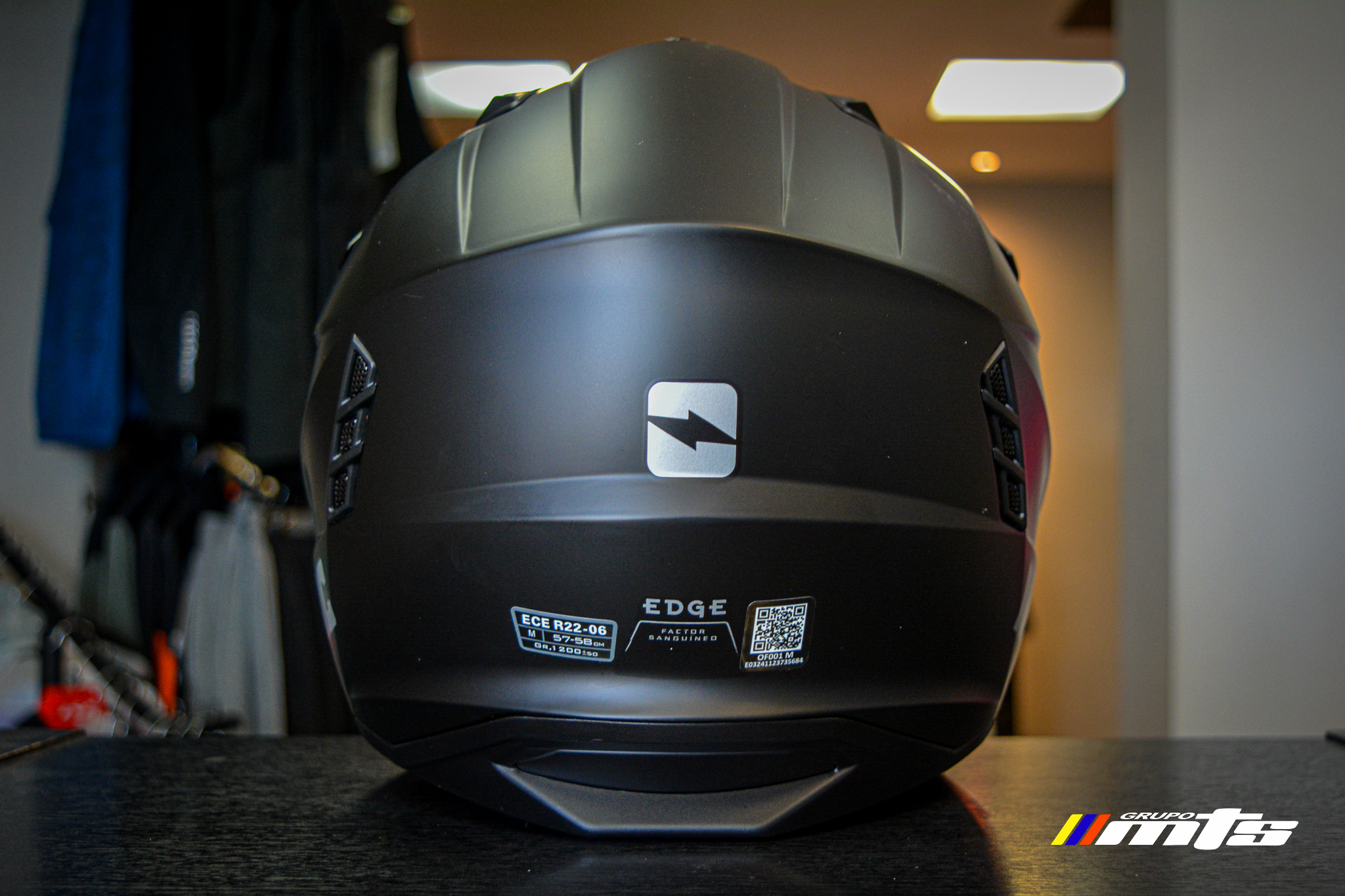 Casco Integral Abierto 001 EDGE SOLID 