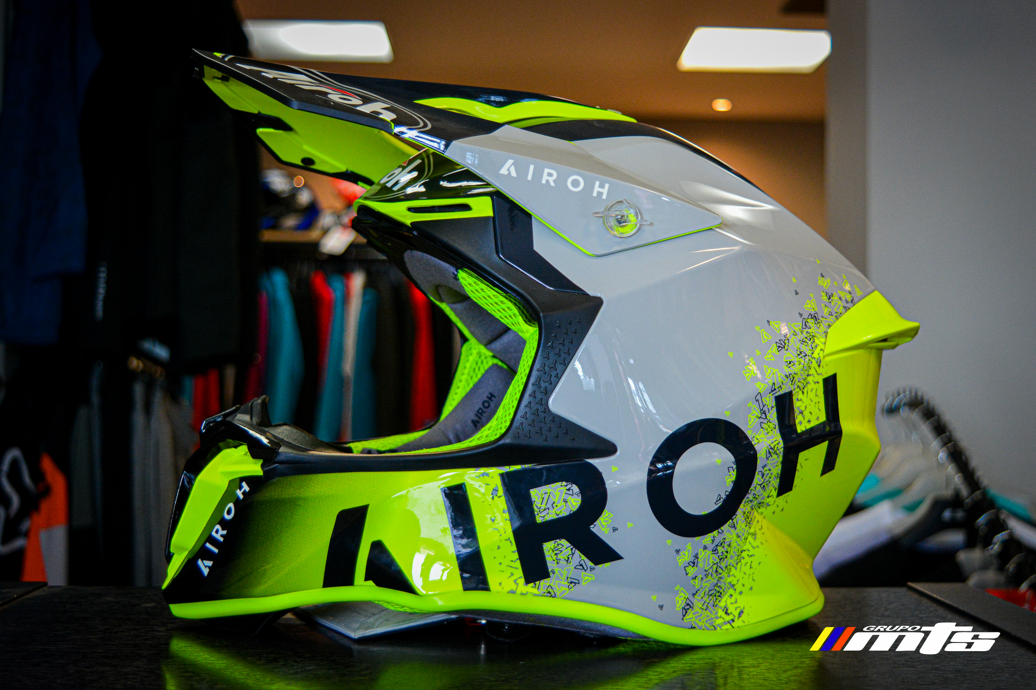 Casco CROSS TWIST 2.0