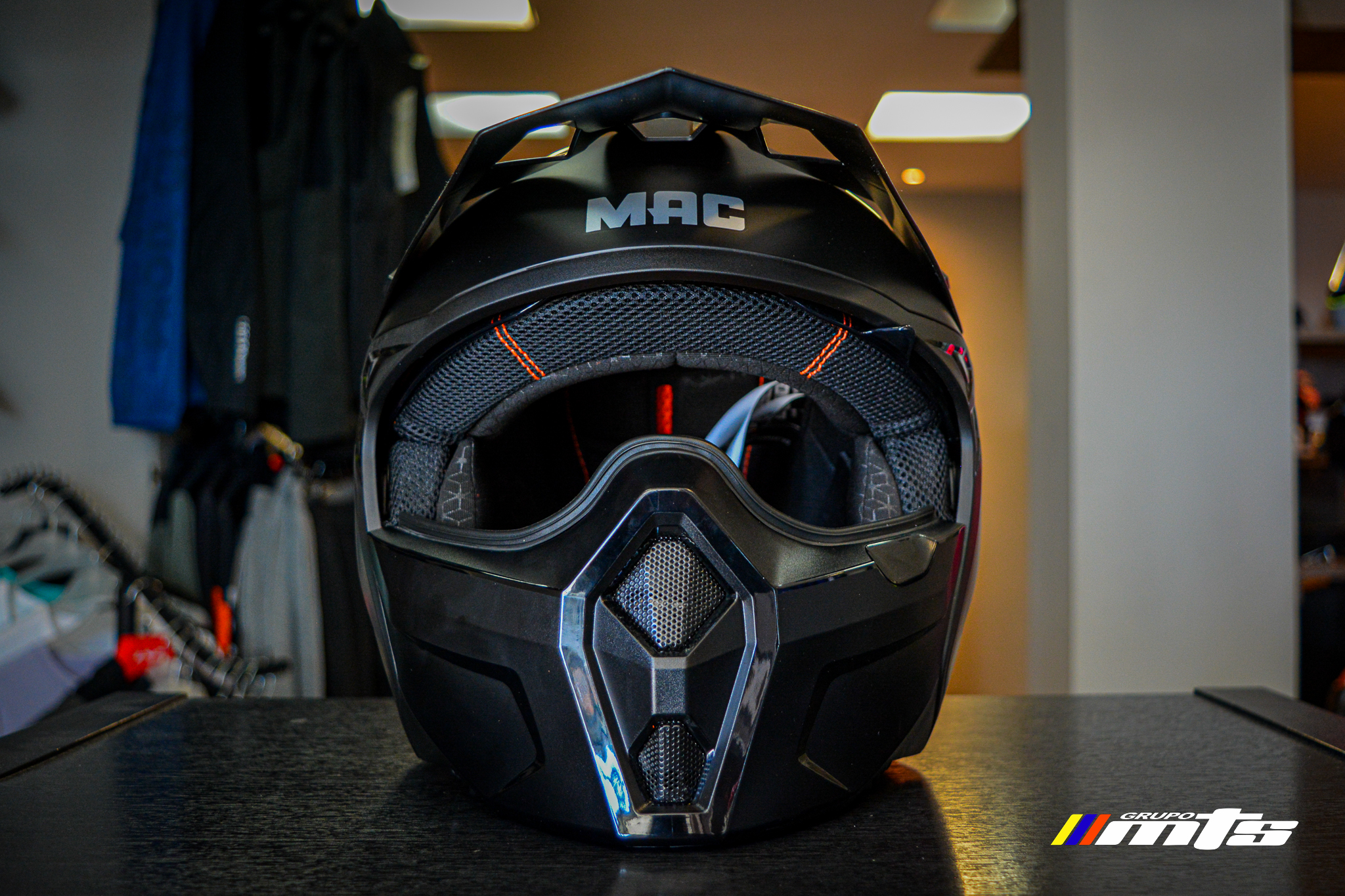 Casco Integral Abierto 001 EDGE SOLID 