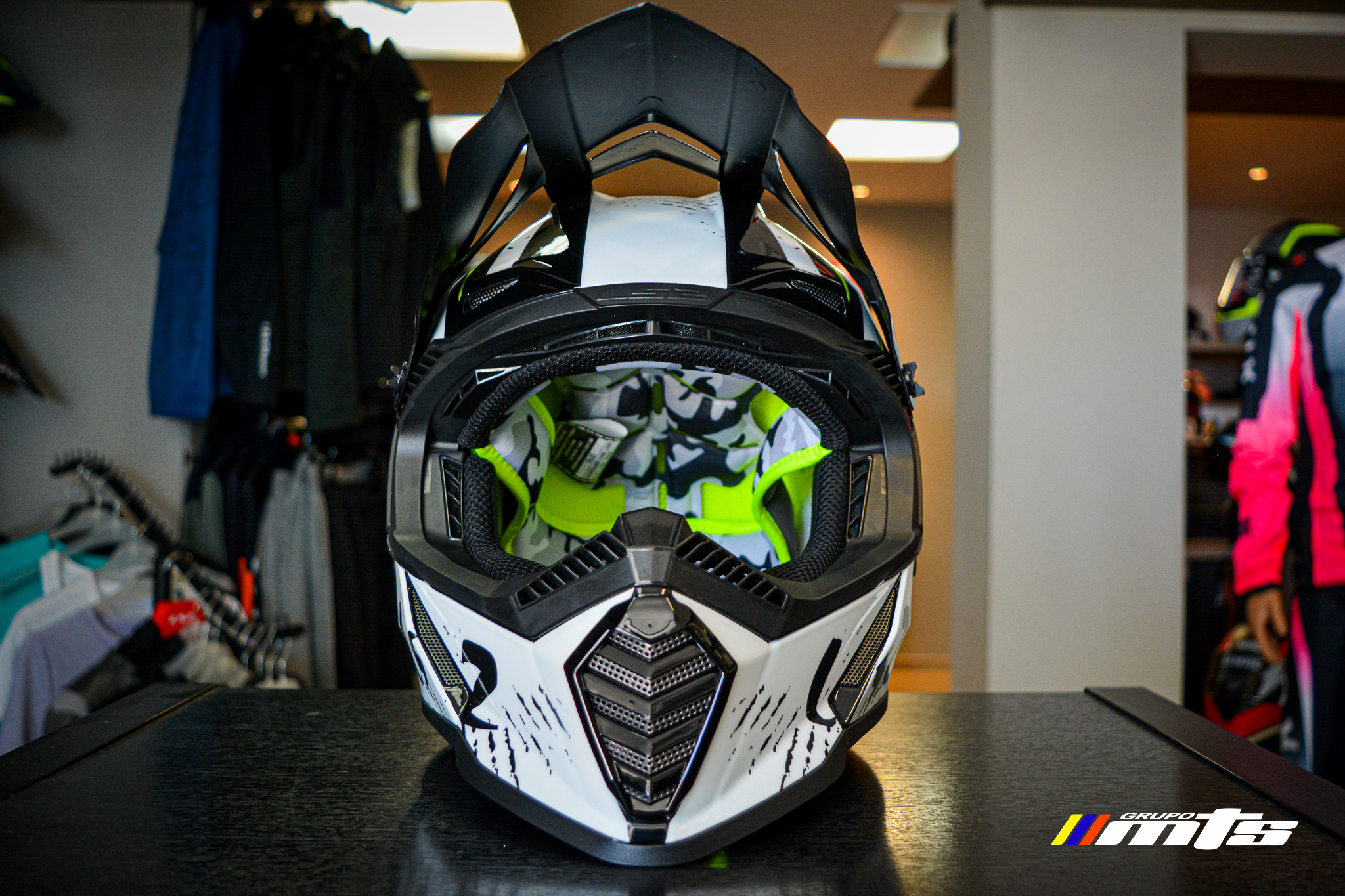 Casco MX437 FAST EVO VERVE