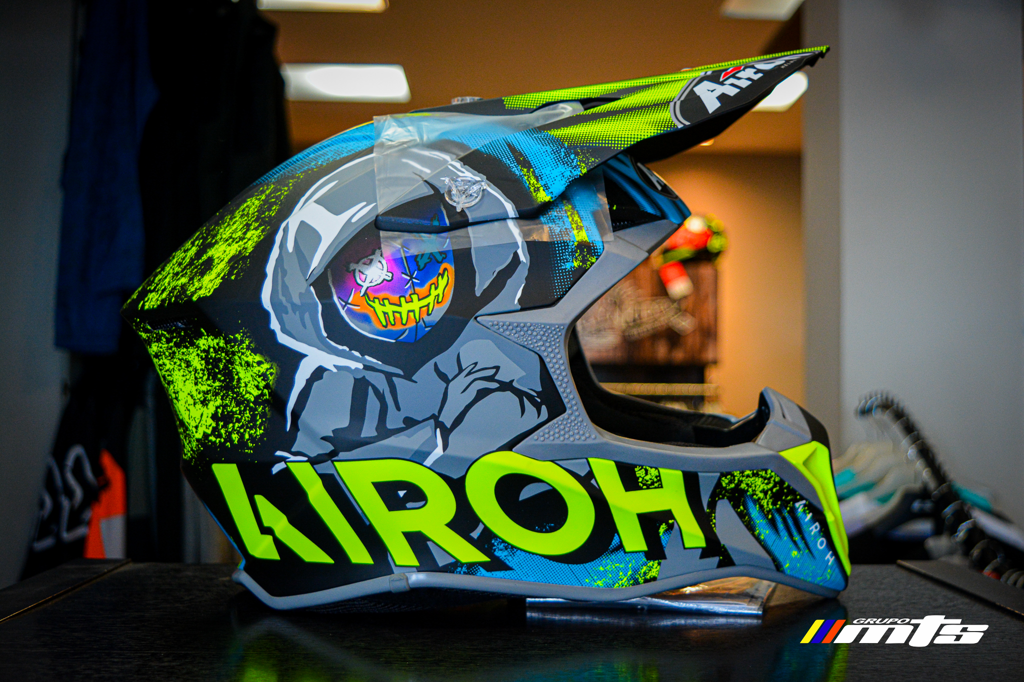 Casco CROSS WRAAP ALIENS