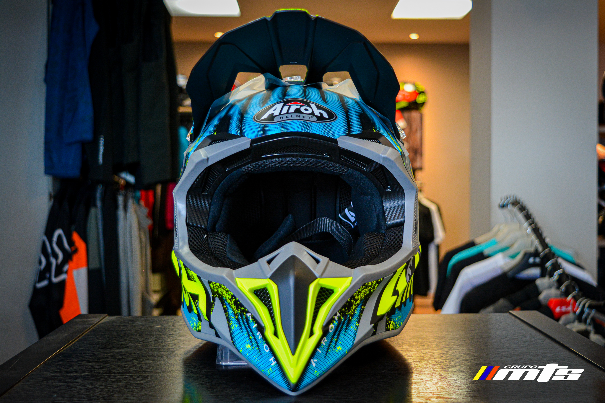 Casco CROSS WRAAP ALIENS