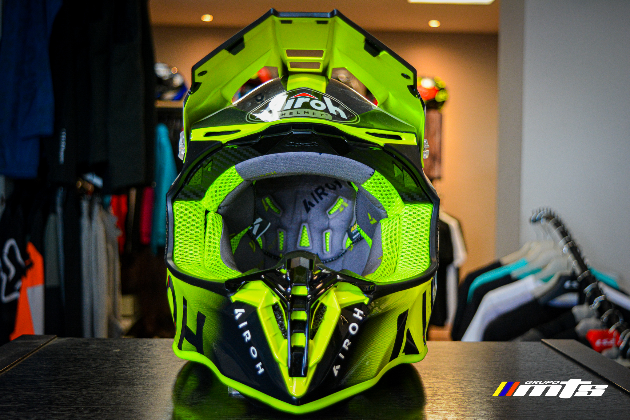 Casco CROSS TWIST 2.0