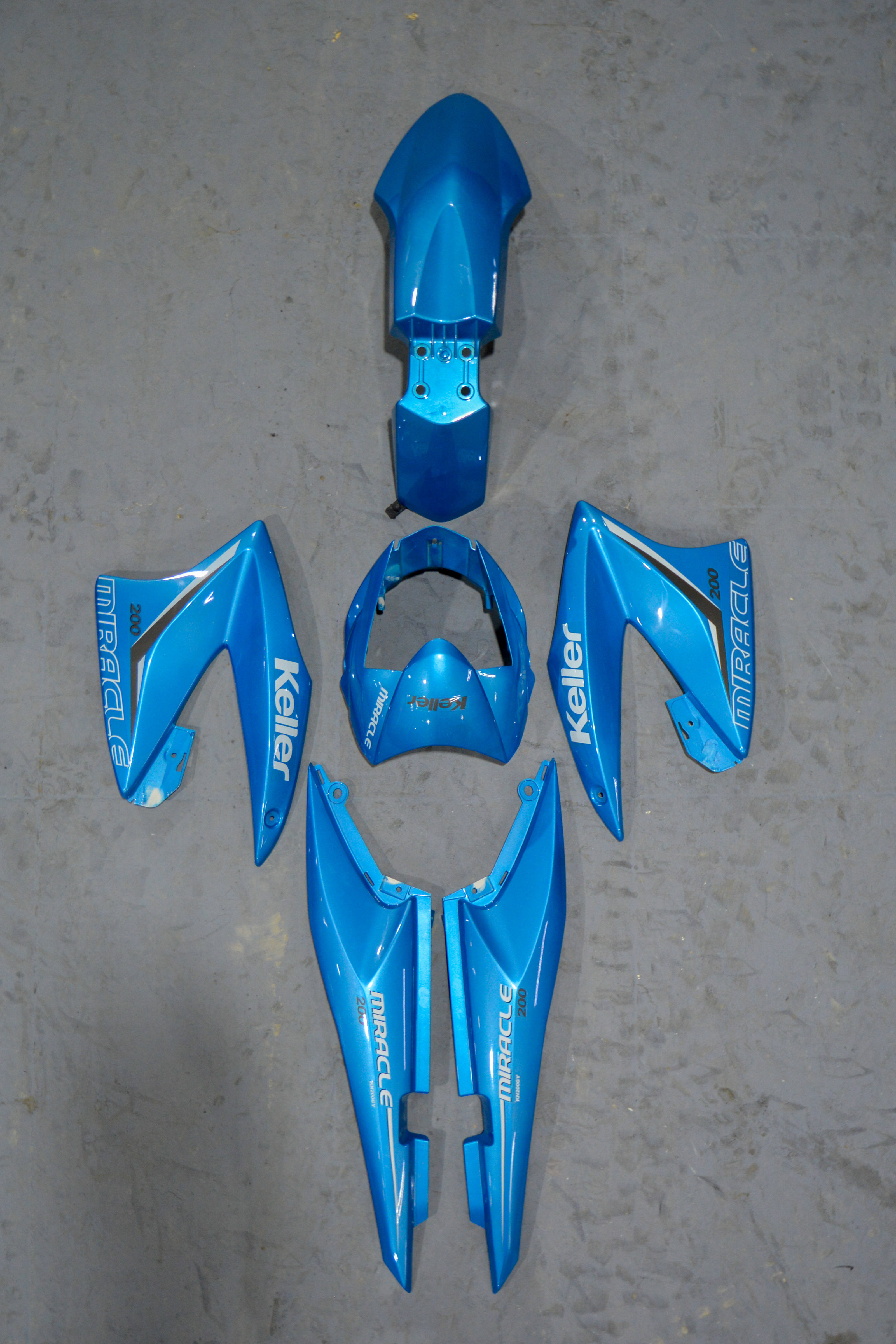 KIT PLASTICO MIRACLE 200 AZUL
