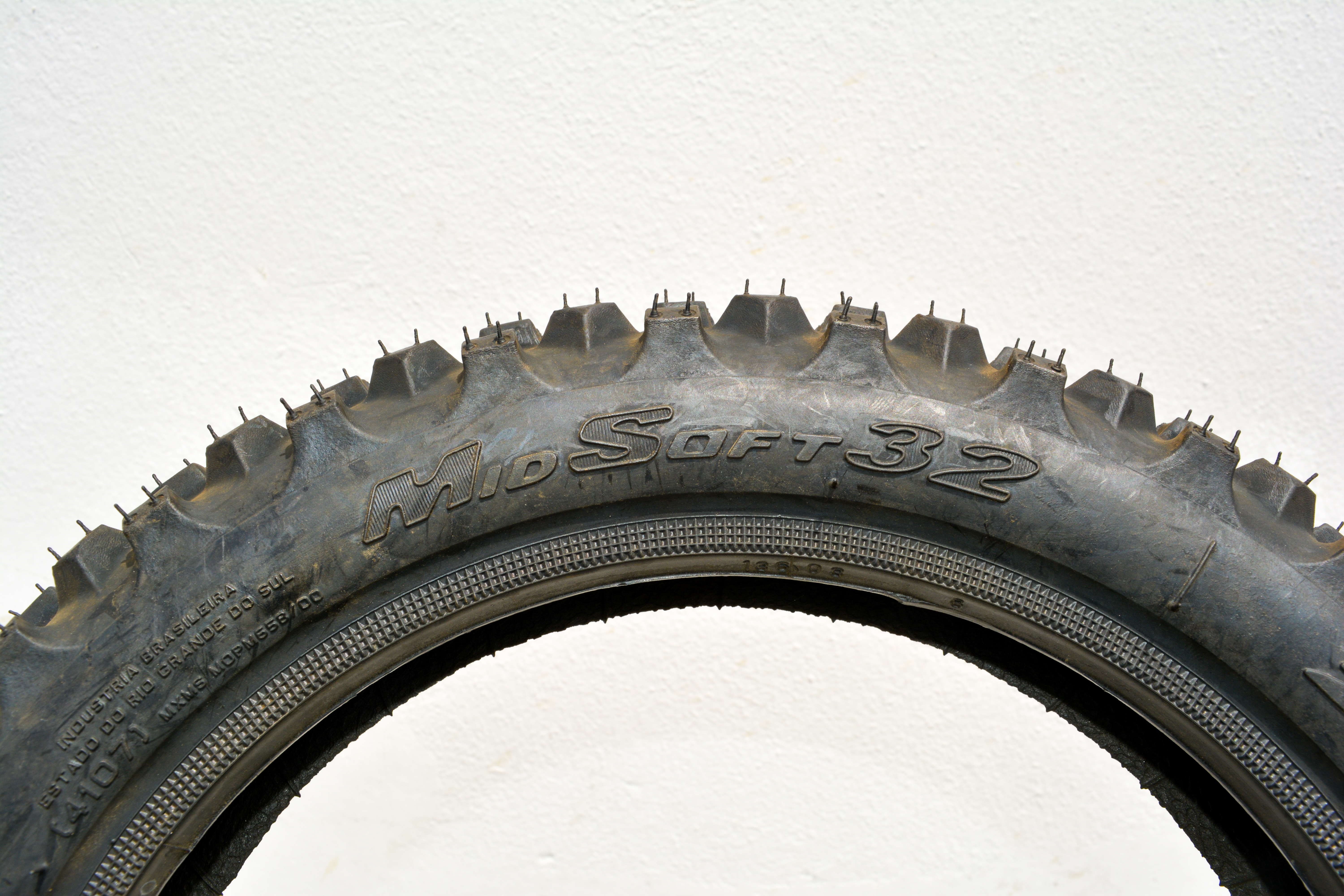 PIRELLI - SCORPION MX - 2.50-10 33J N.H.S Mid Soft 32