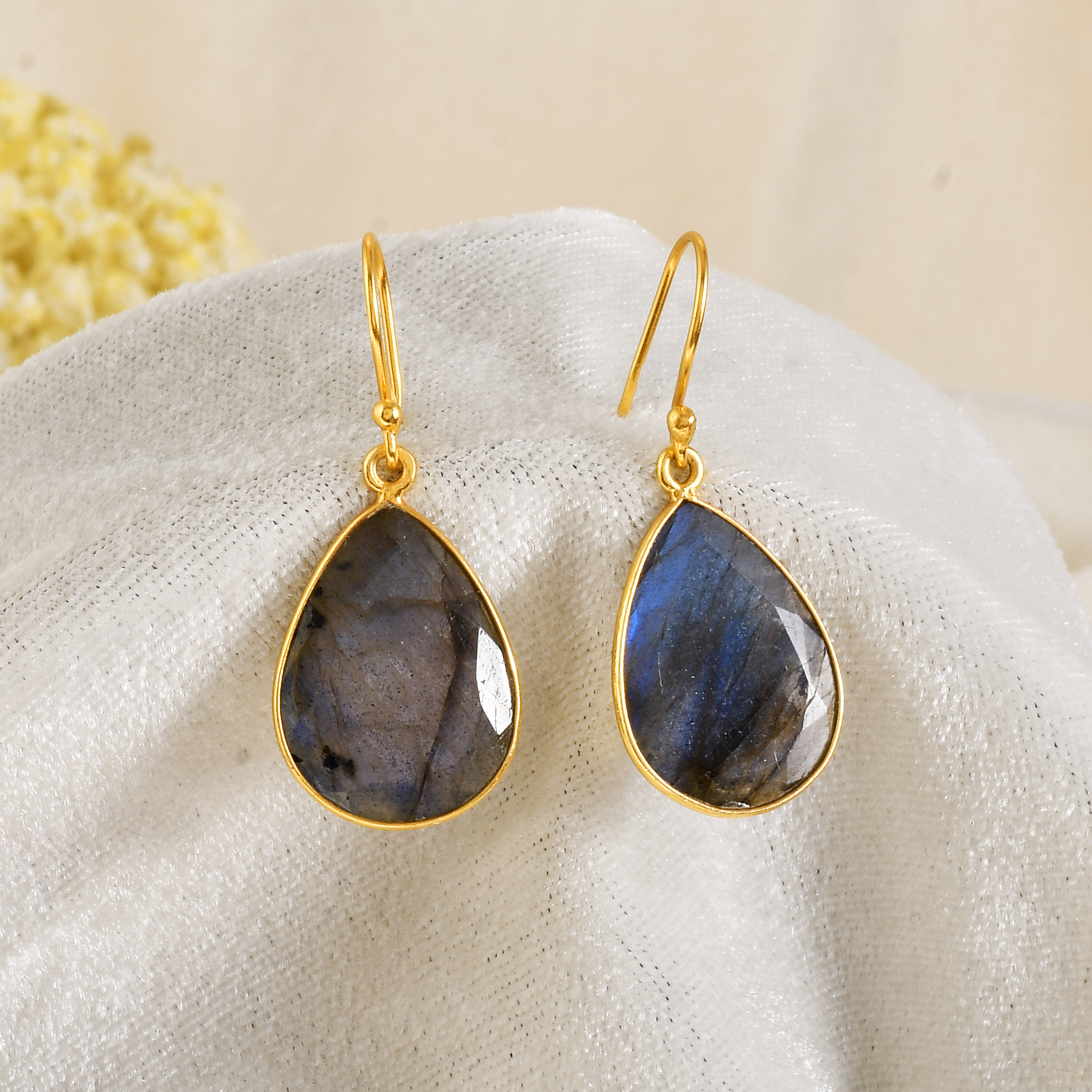 Beautiful Natural Labradorite Stone Drop Earring Gold Plated Stainless Steel Jewelry Girls Women Attractive Diamond Main Stone (VVJGE 14)