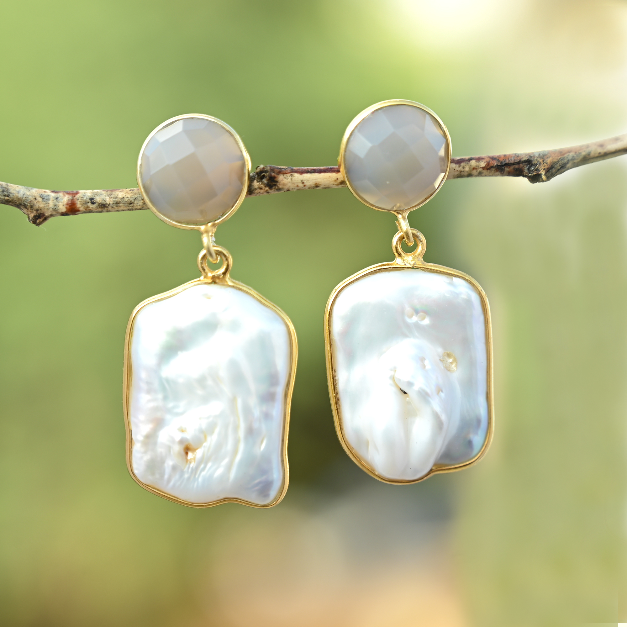 Hot Selling Latest Collection 2023 Lovely Grey Chalcedony and Natural Pearl Gemstone Gold Plated Earring for Women and Girls (VVJGE 27)