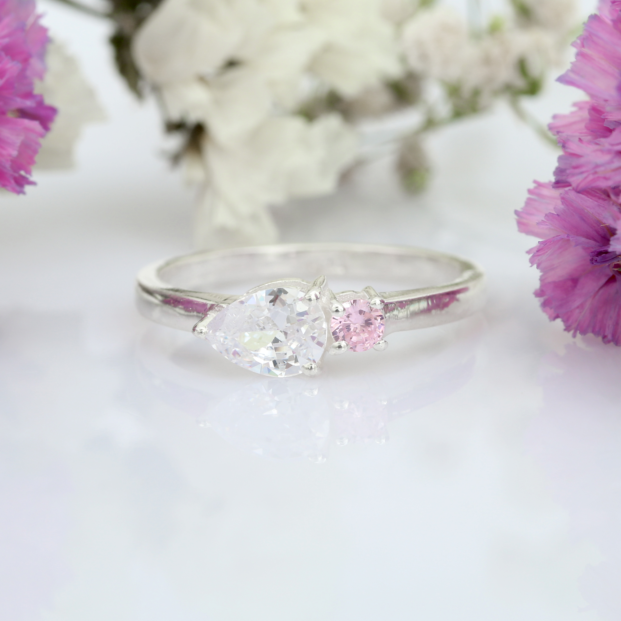 Luxury Silver Diamond Gemstone Ring Jewelry Women Fashionable 925 Sterling Silver Wedding Rings (VVJGR 10)