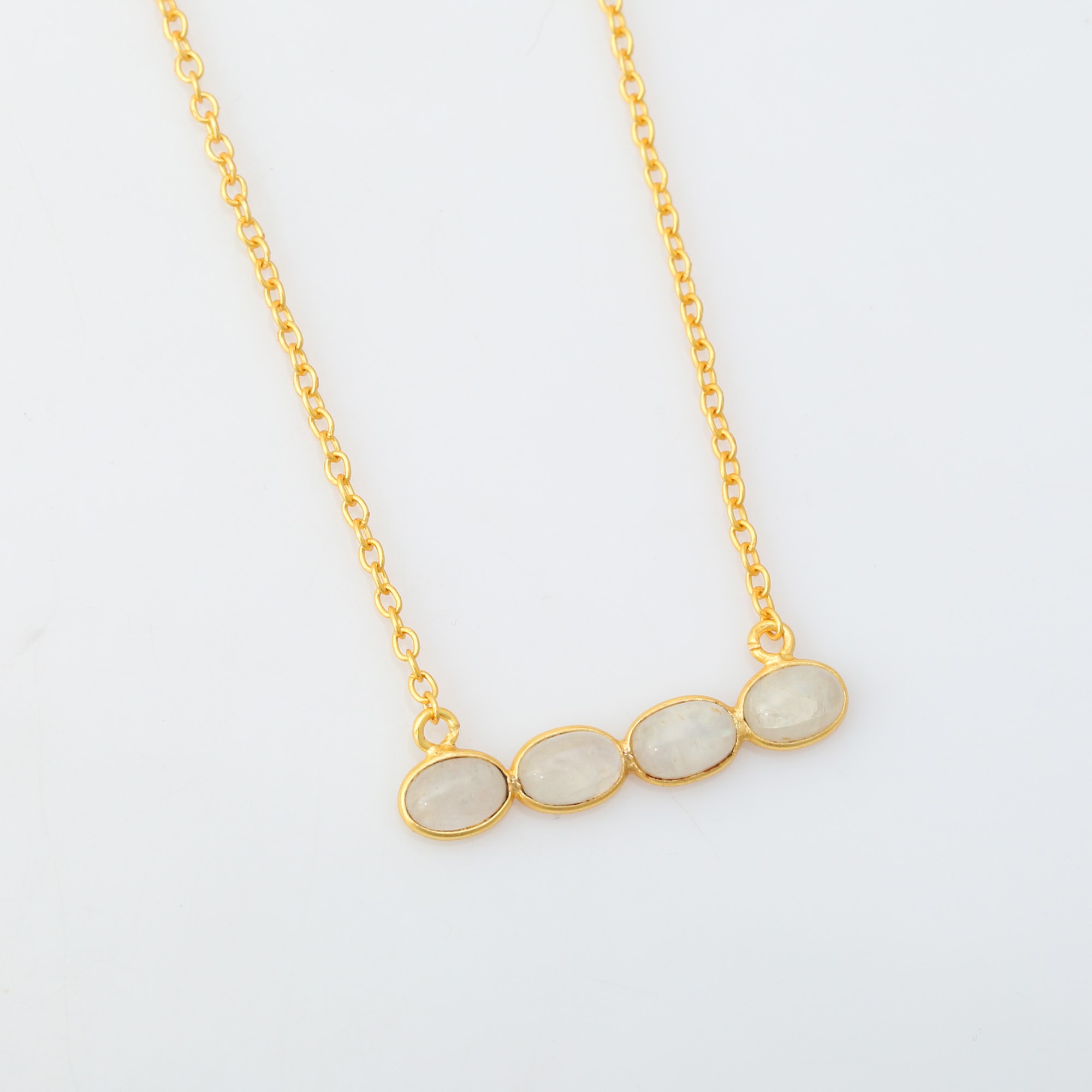 New Arrivals Rainbow Moonstone 925 Sterling Silver 18k Gold Plated Necklace Pendant With Necklace (VVJGN 14)