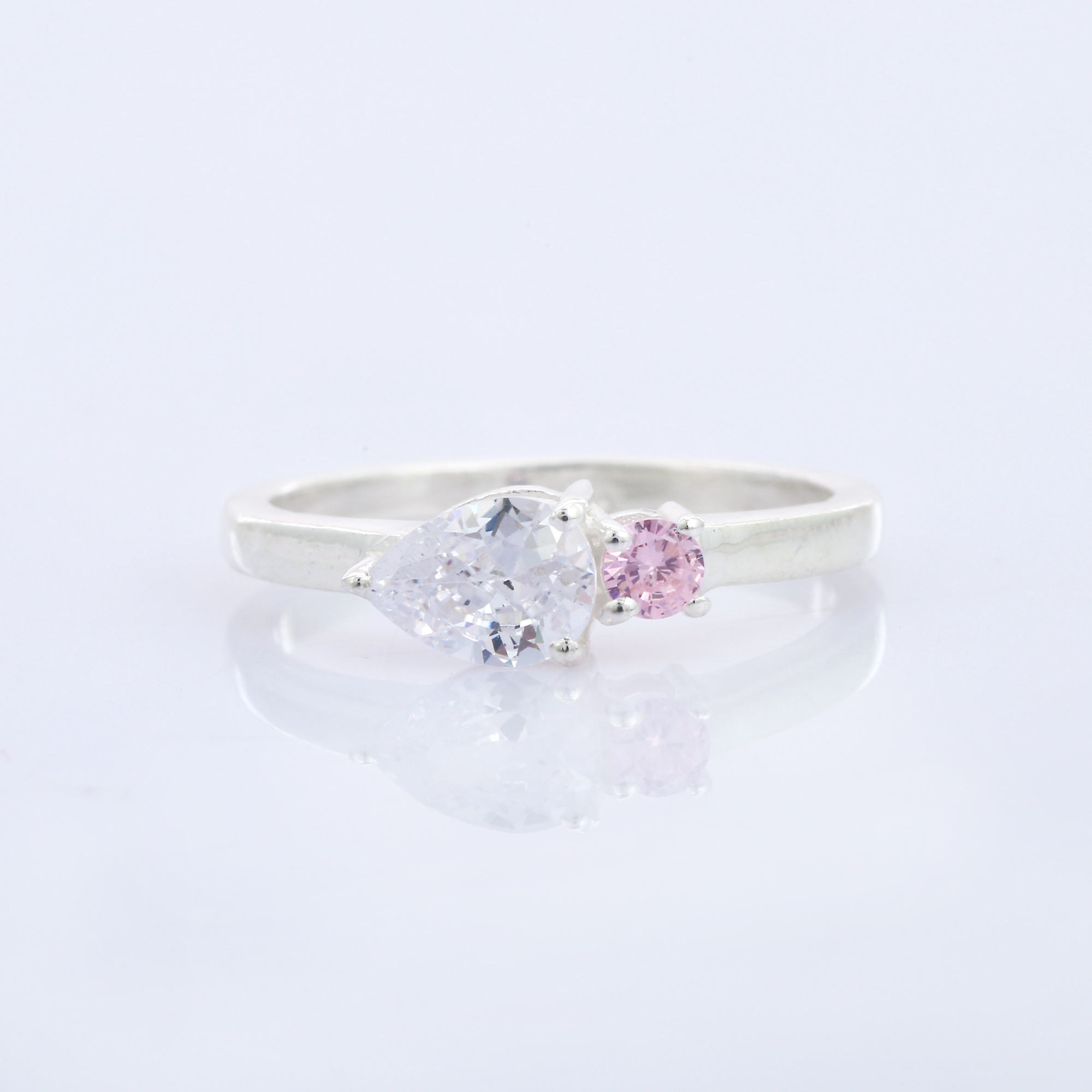 Luxury Silver Diamond Gemstone Ring Jewelry Women Fashionable 925 Sterling Silver Wedding Rings (VVJGR 10)