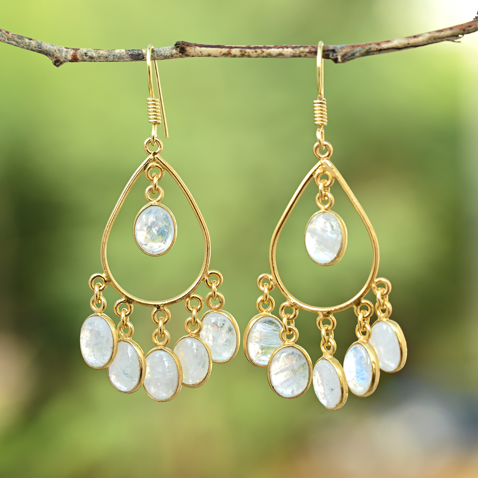 Hot Selling New Collection Beautifully Designed Natural White Rainbow Fancy Earring Drop Earring for Women and Girls (VVJGE 31)