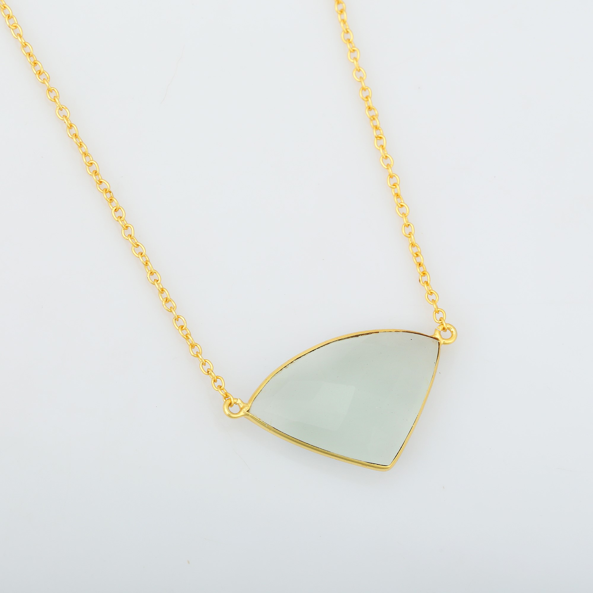 Fashionable Jewelry Necklaces for Woman Fashion Jewelry Pendants With Chain 18k Gold Plated Necklace (VVJGN 11)