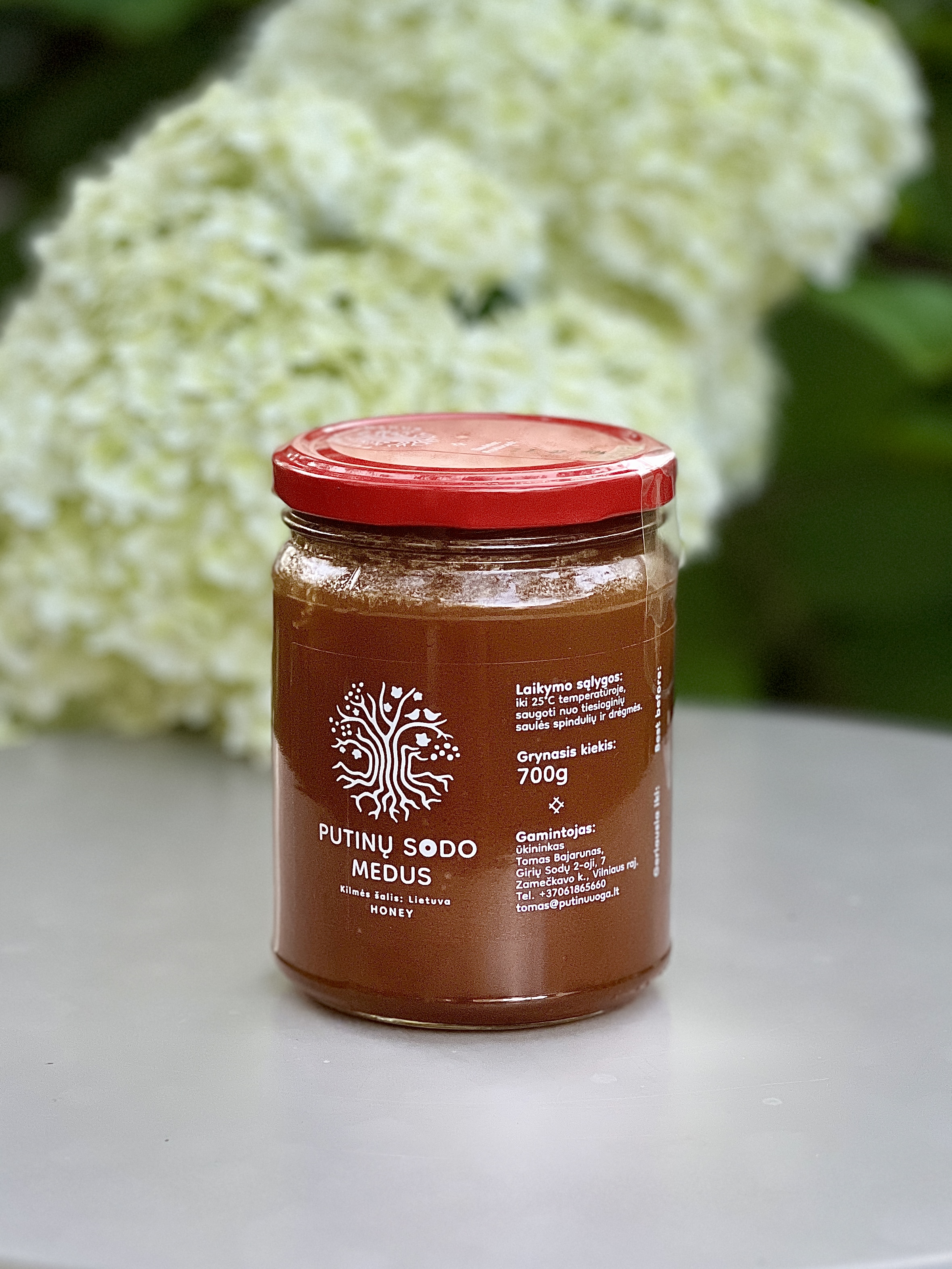 Tamsus, pievų žiedų medus