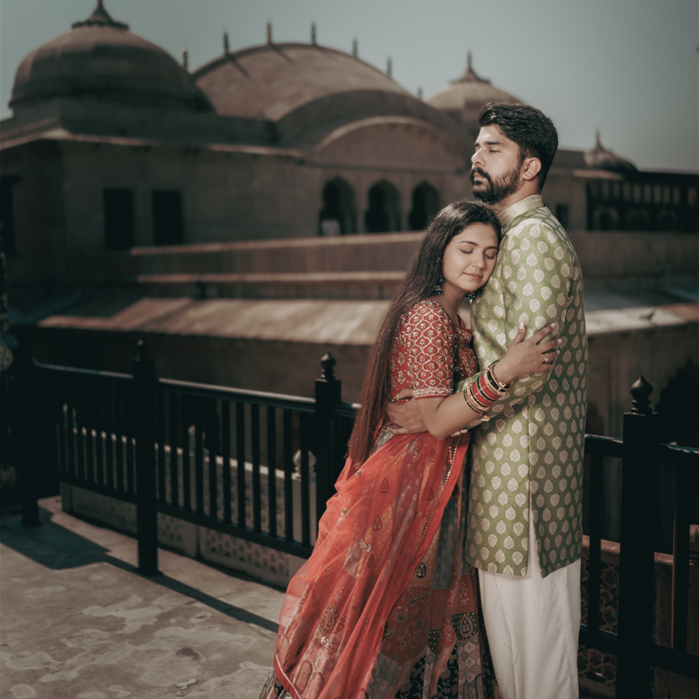 SUNLIGHT – Outdoor Lightroom Preset for Pre-Weddings 