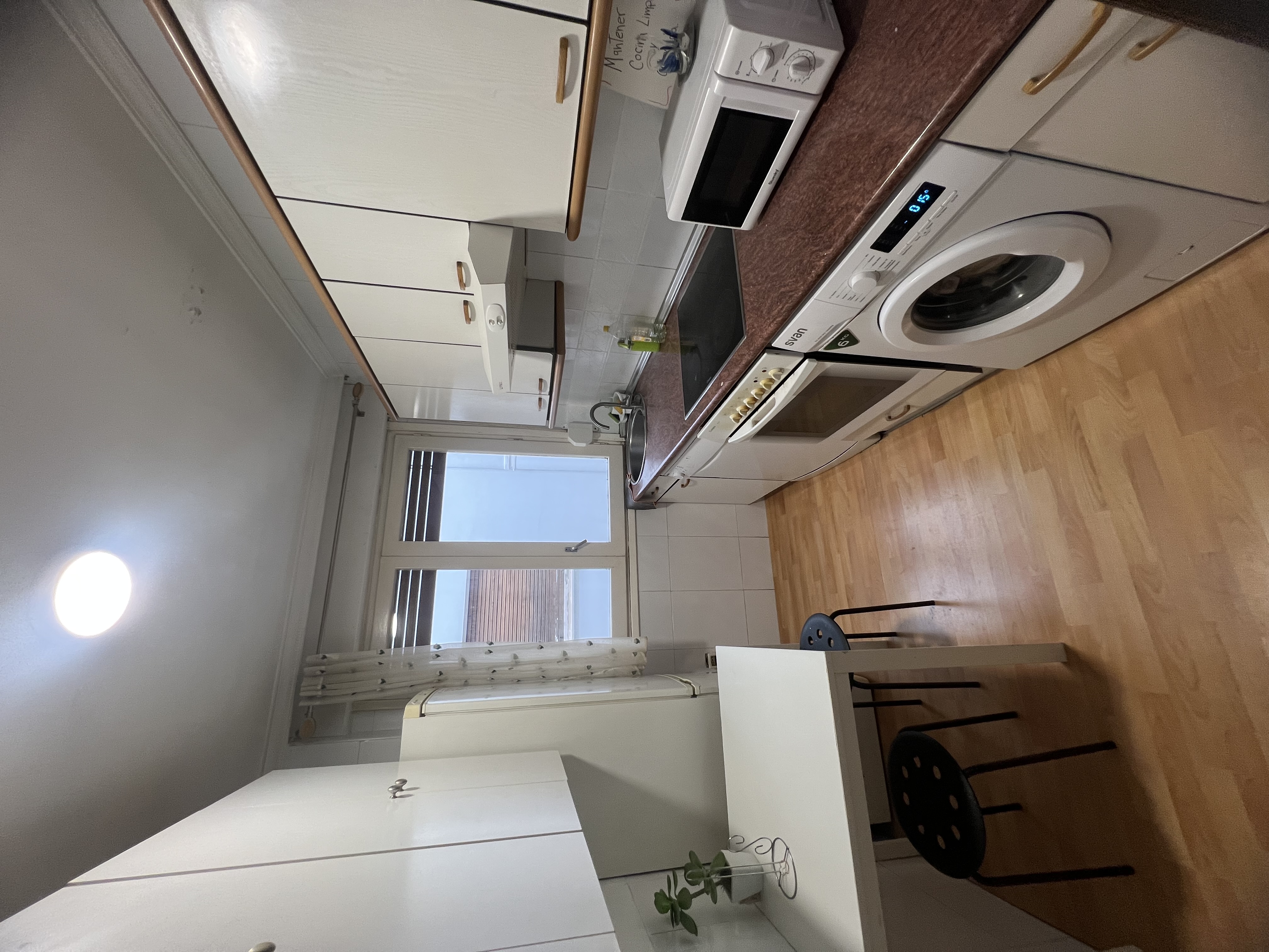 Habitacion Paseo Sagasta 42