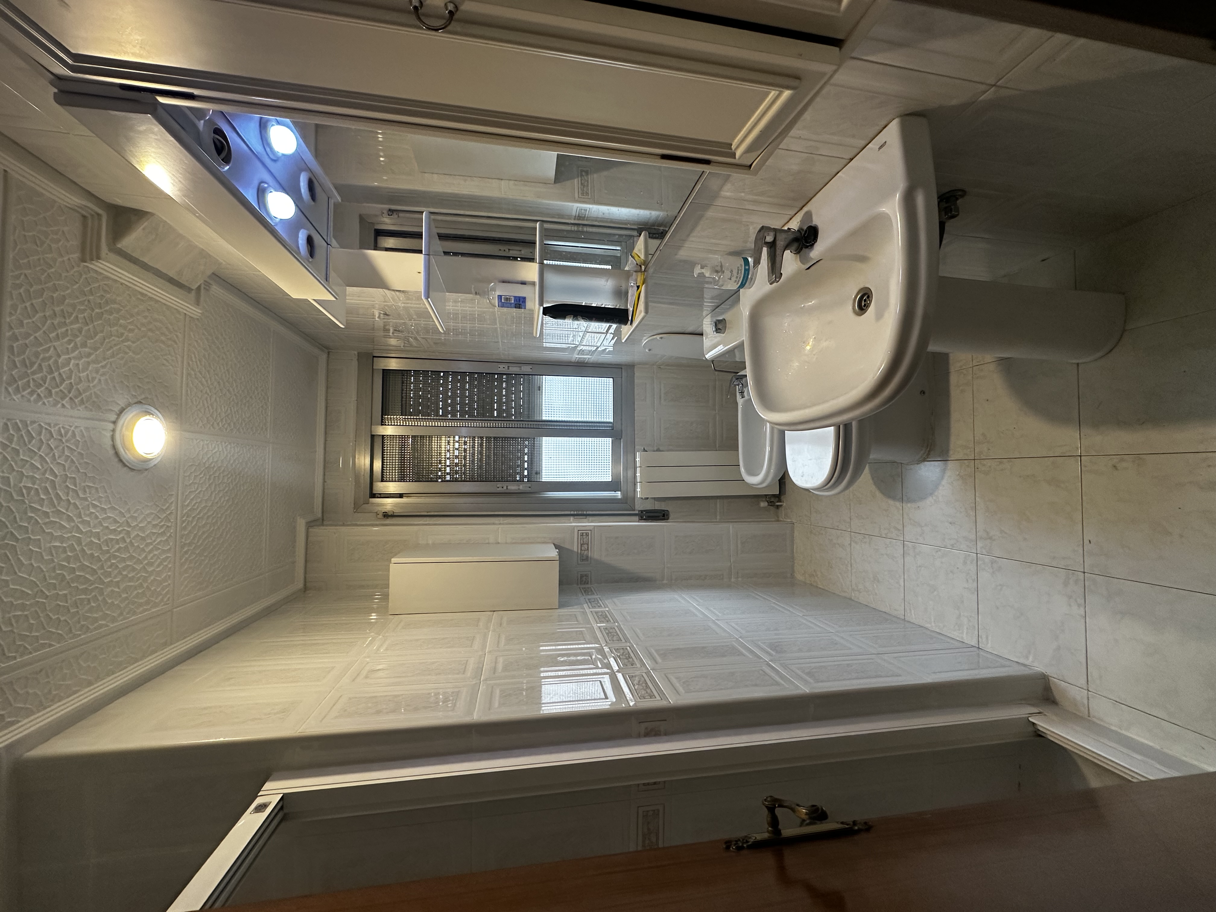Habitación Via Ramon Pignatelli 21-23