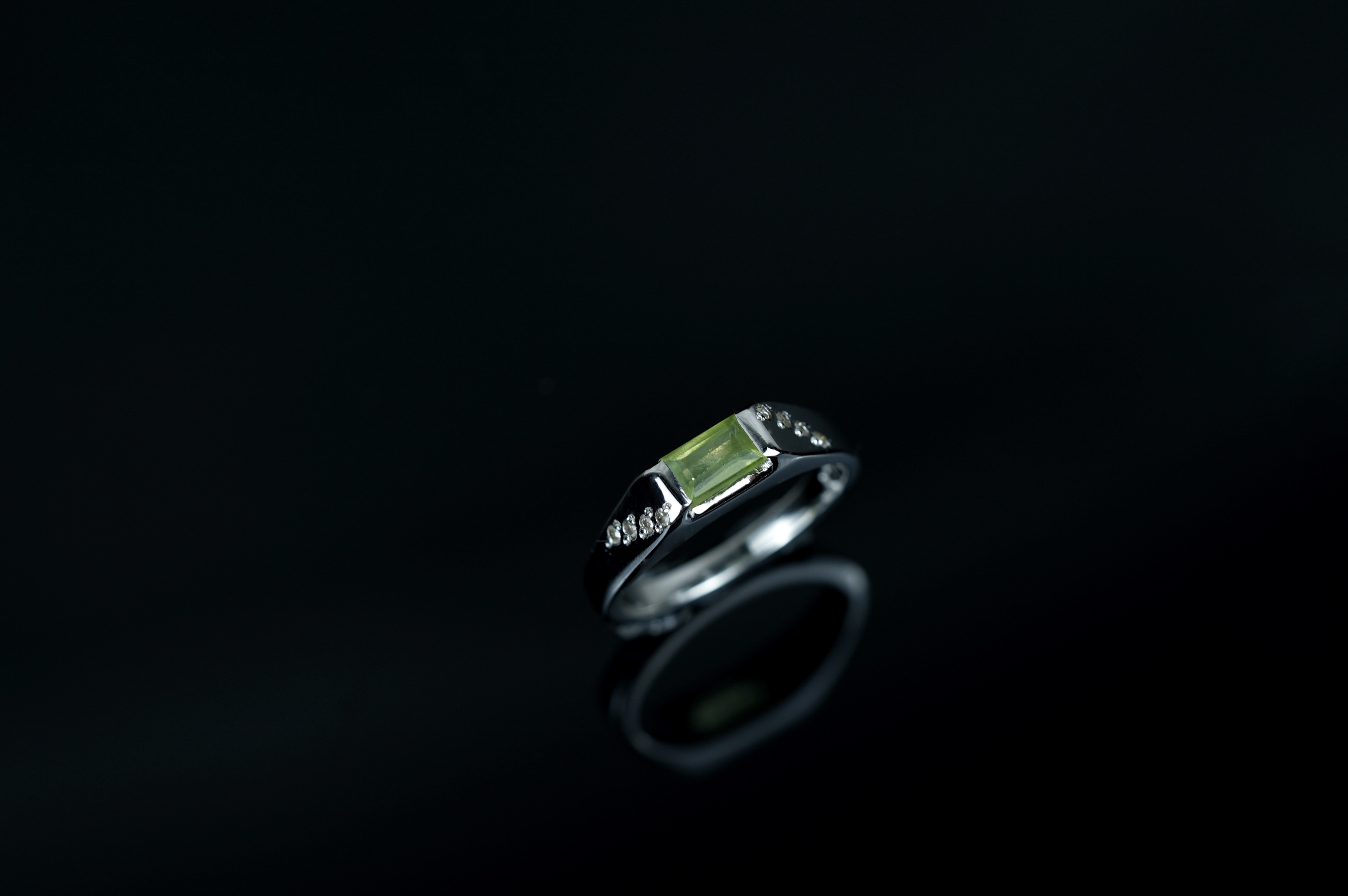 African peridot 0.18 ct