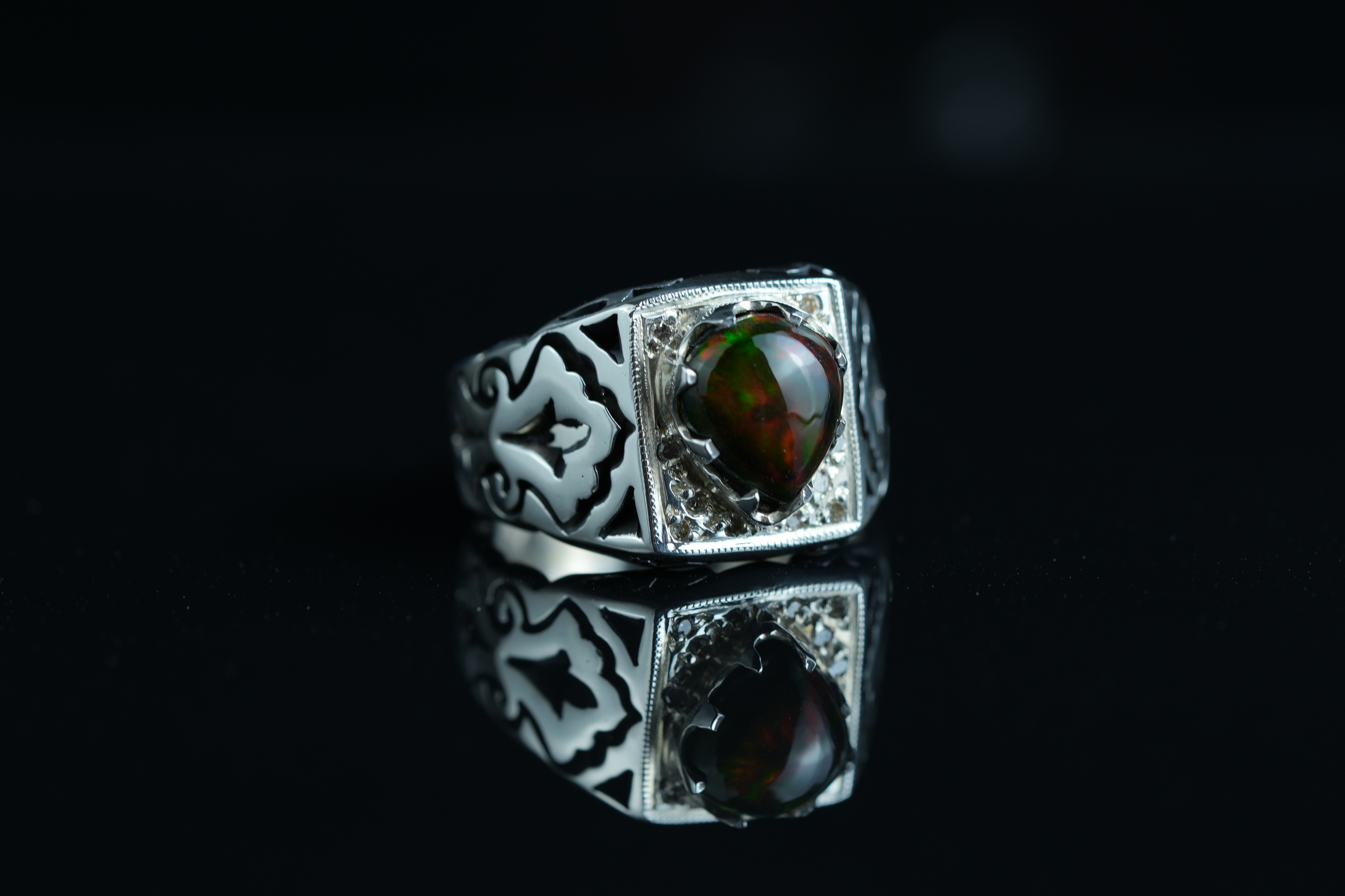 Ethiopian opal 0.021 ct