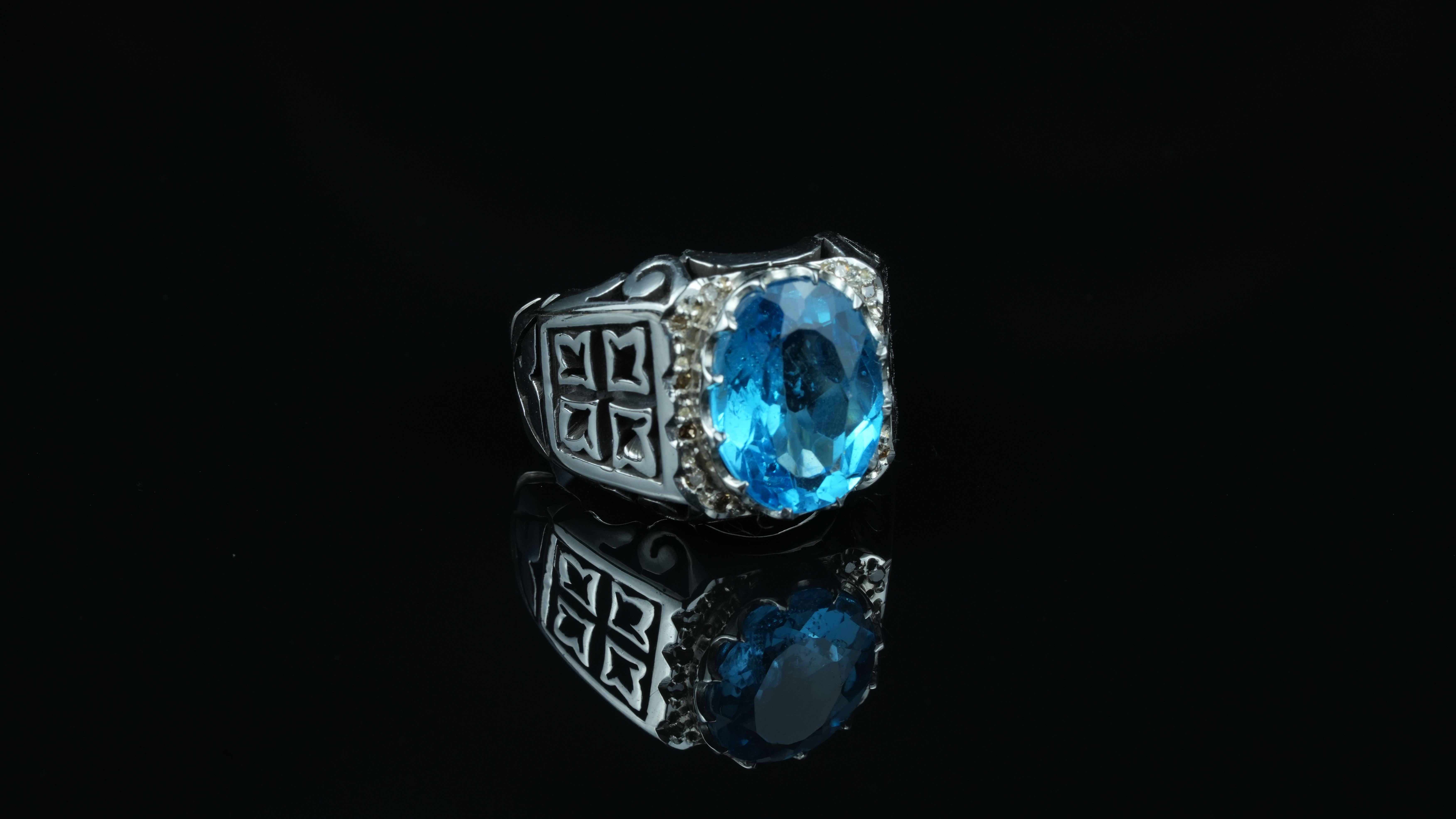 Swiss Topaz 0.018 ct