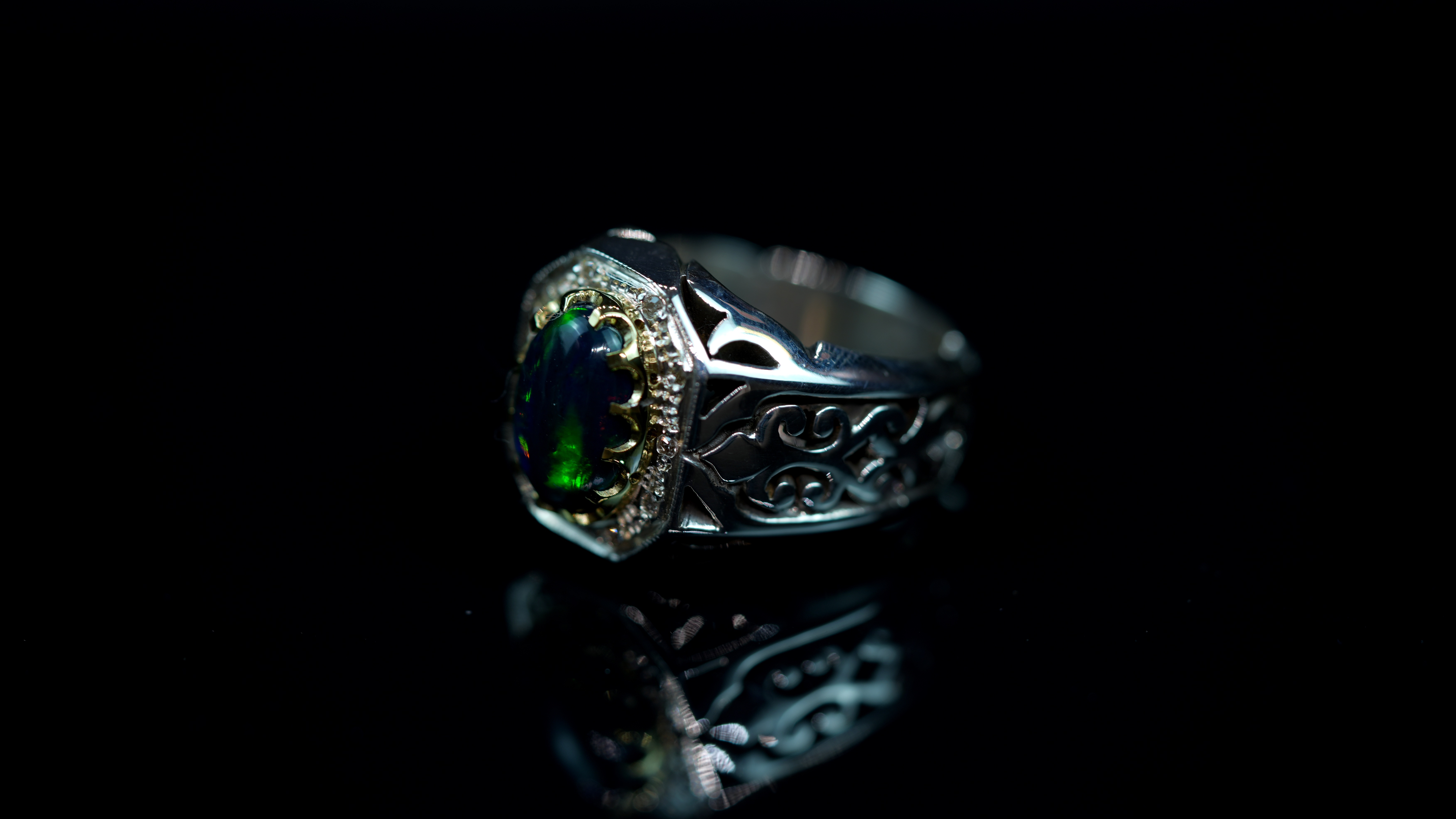 Opal 0.05 ct
