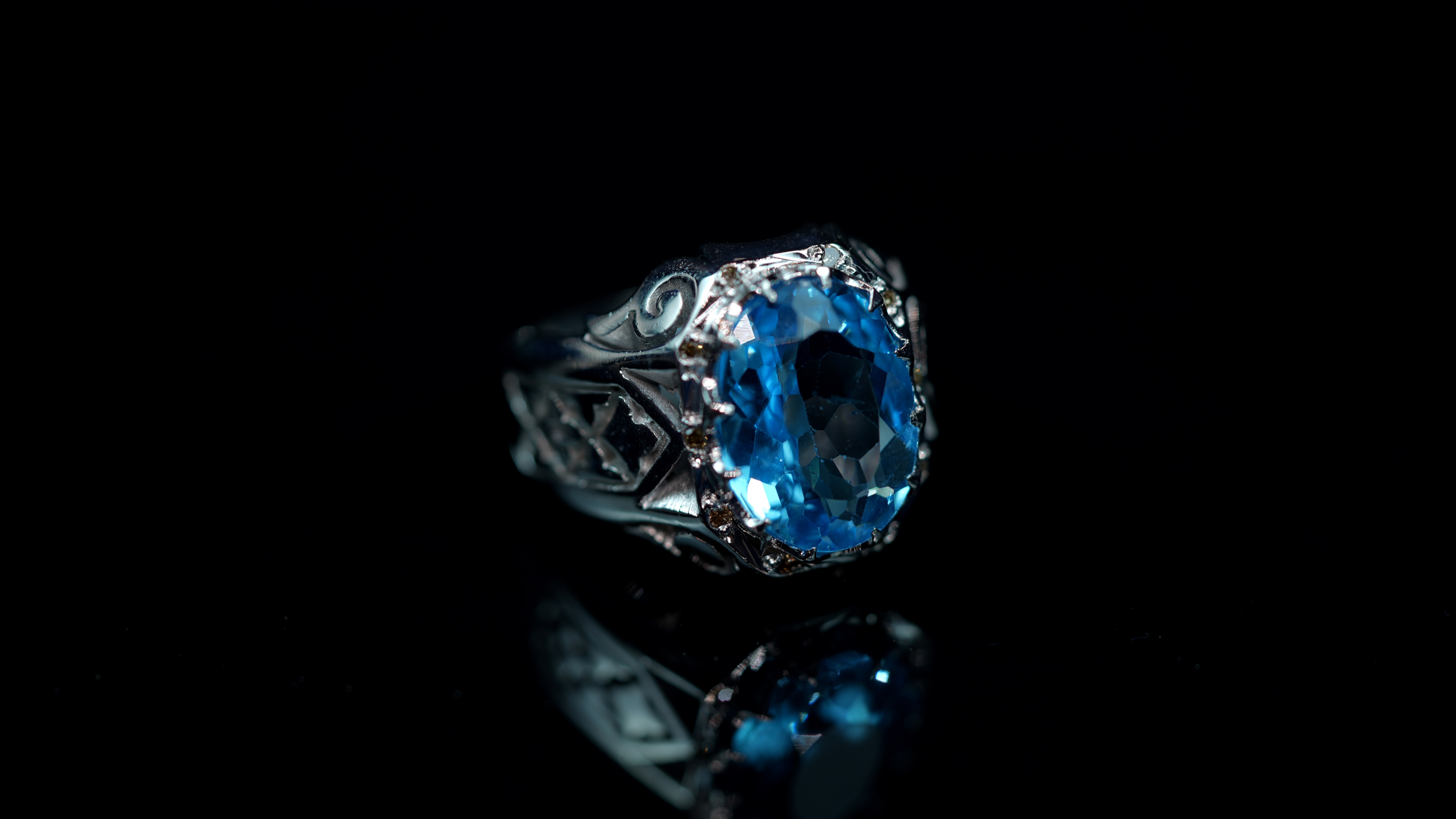 Swiss topaz 0.065 ct
