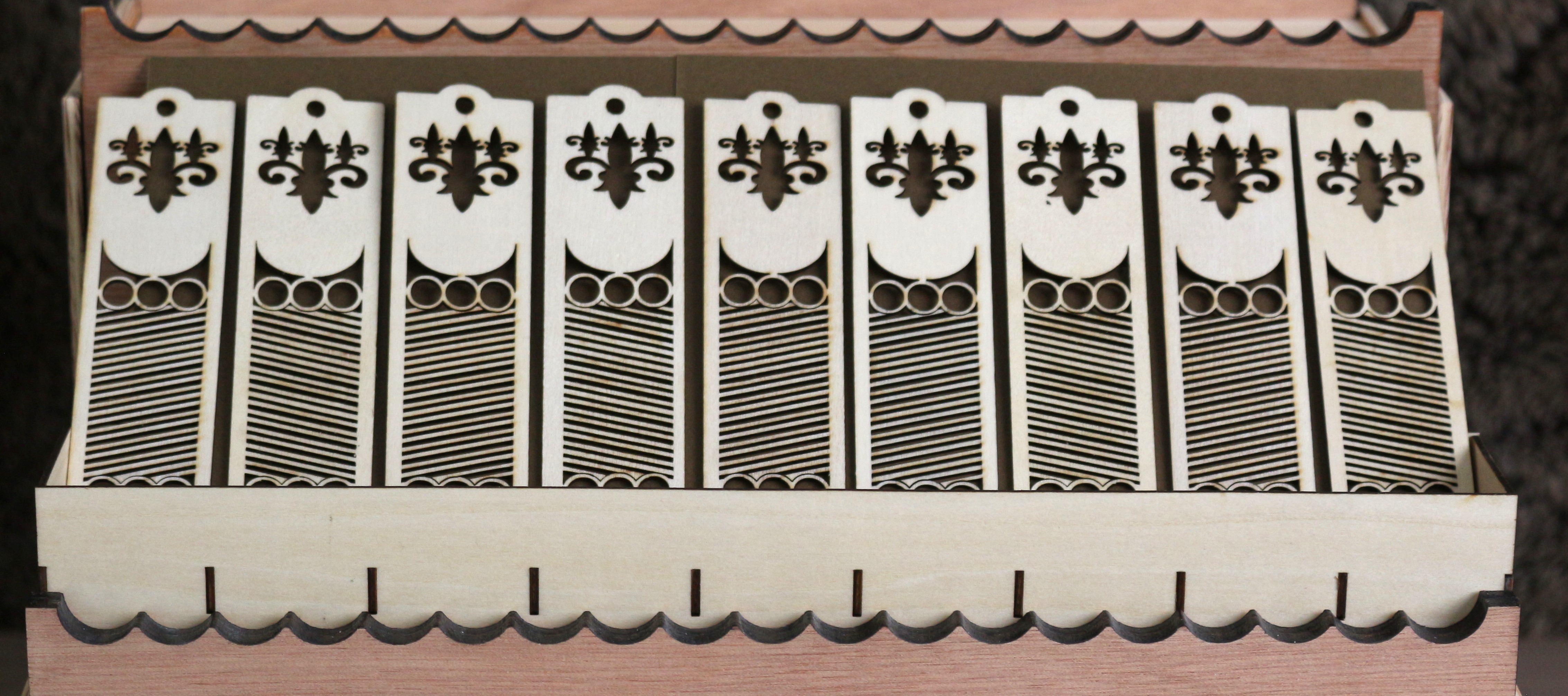 Marque-page Fleur de Lys