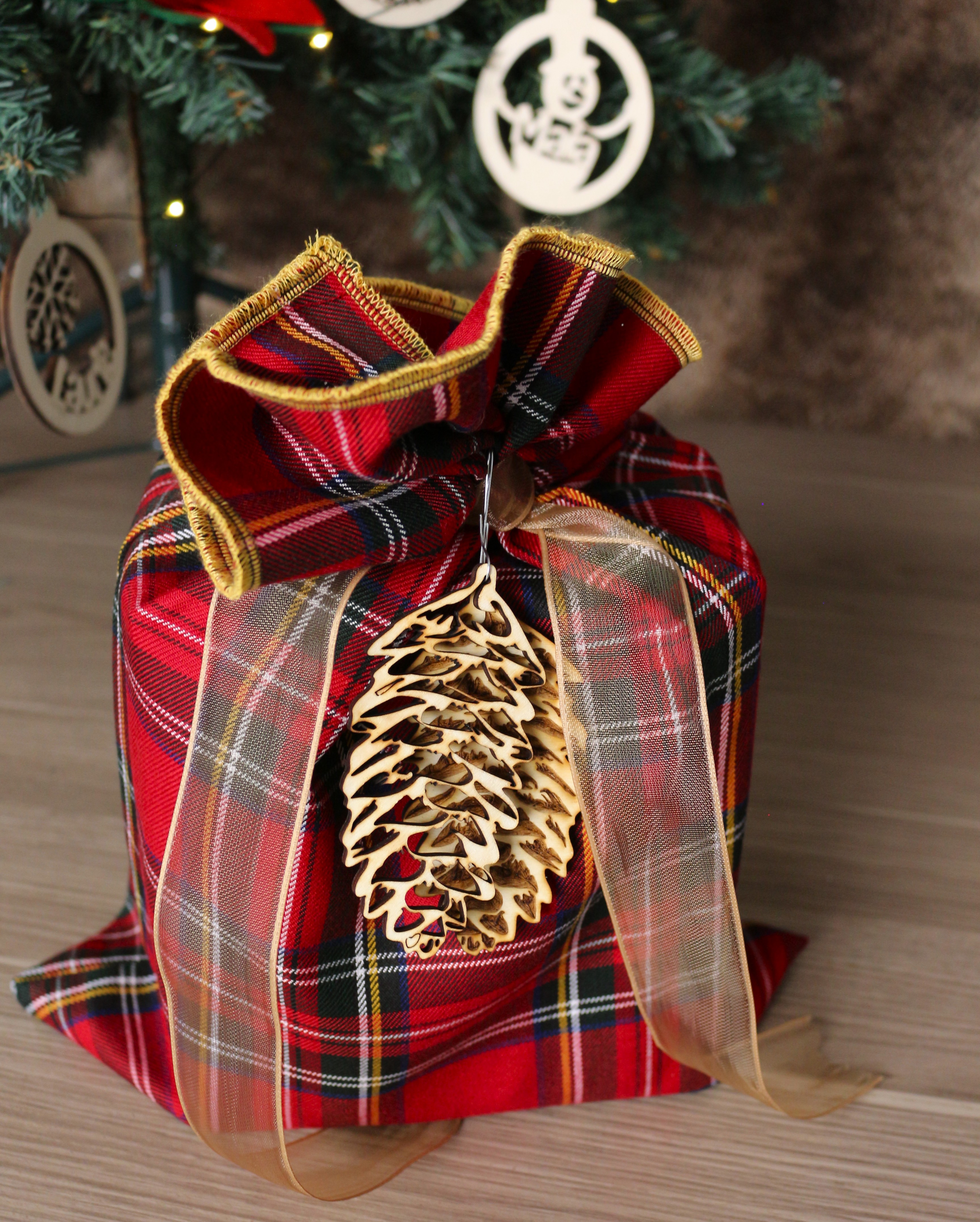Sac cadeau en tissu écossais
