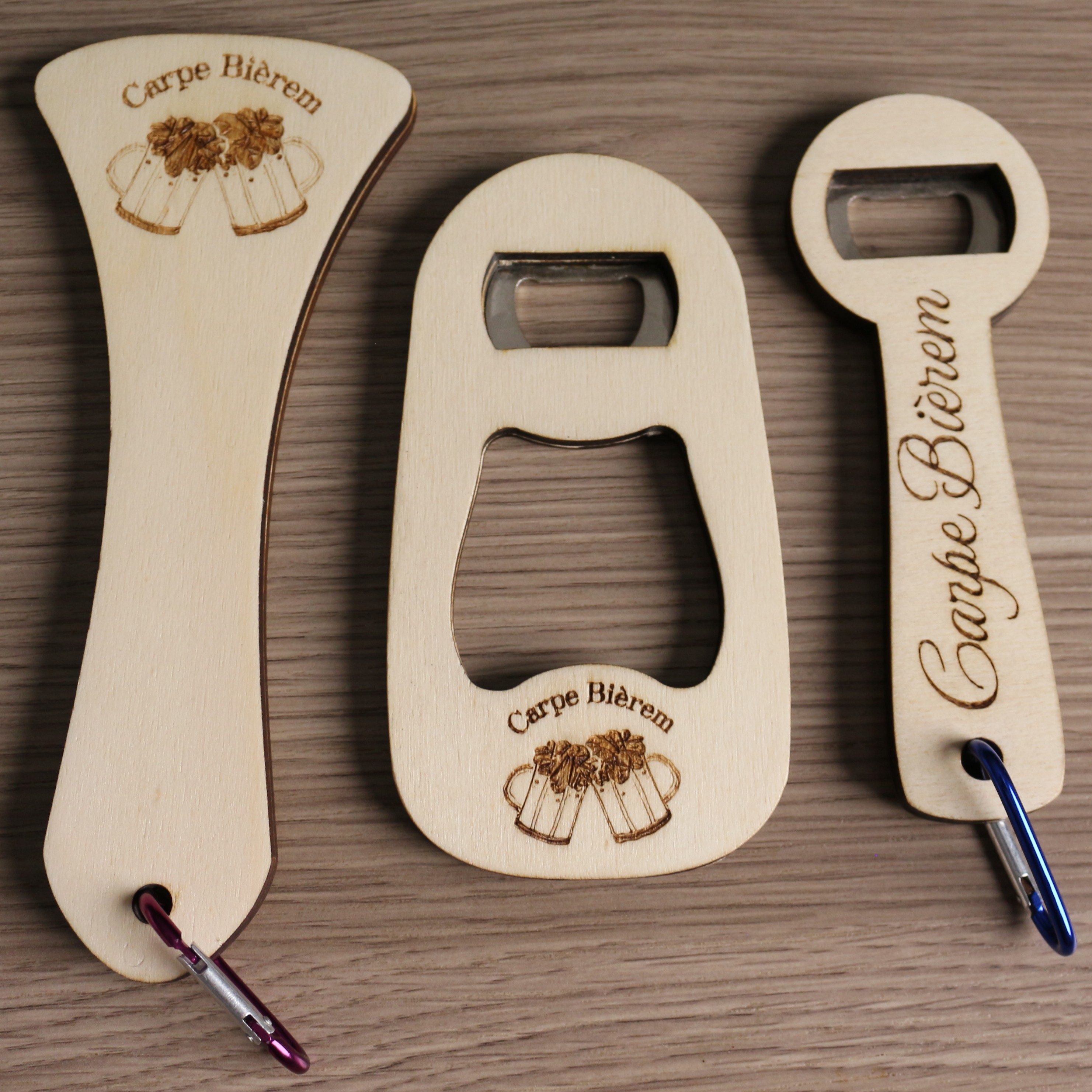 Décapsuleur en bois "Carpe Bièrem"