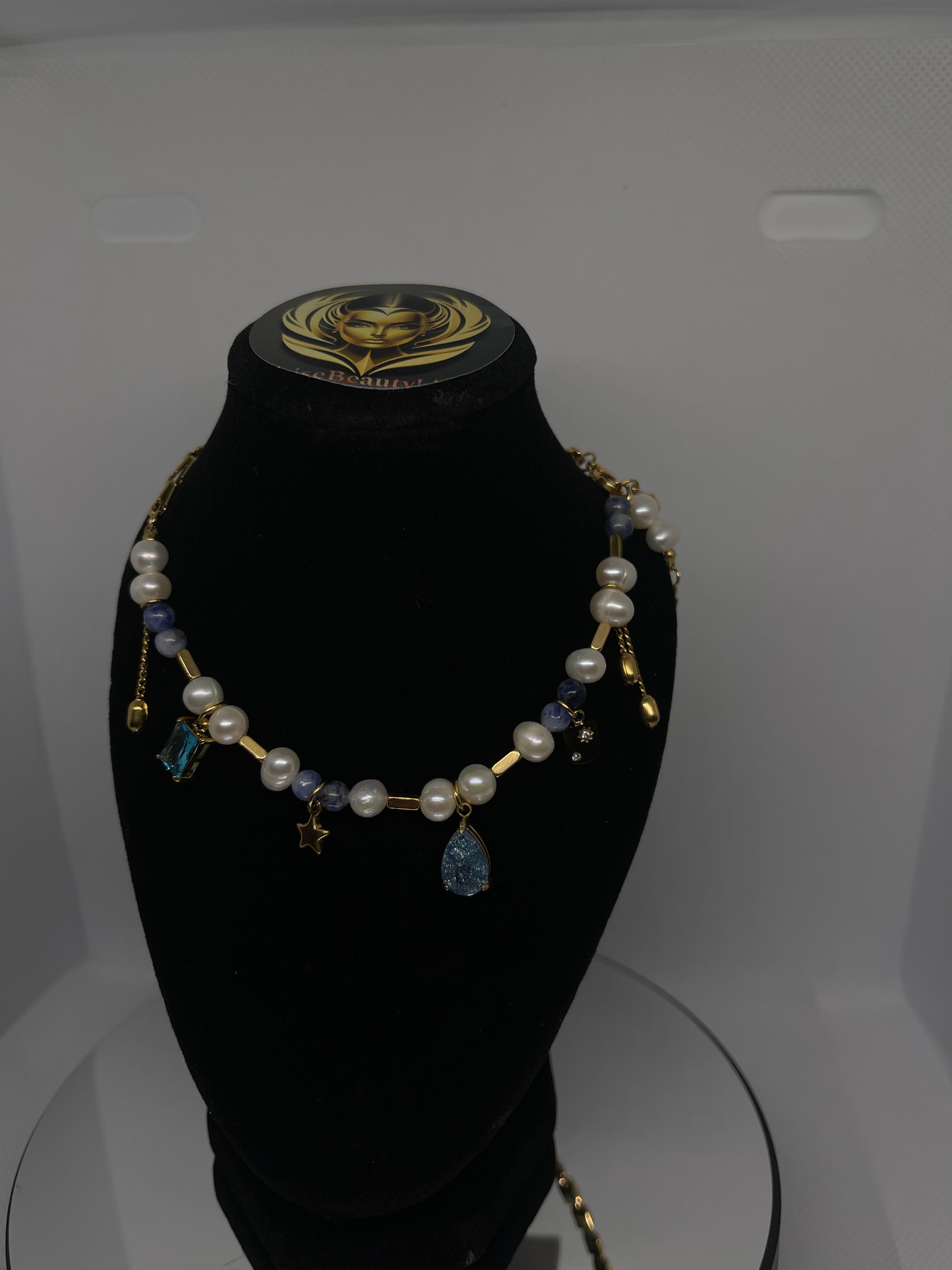 NECKLACE RETRO SQUARE