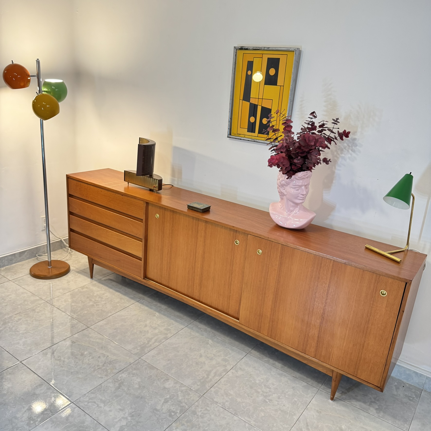 Credenza estilo Danés